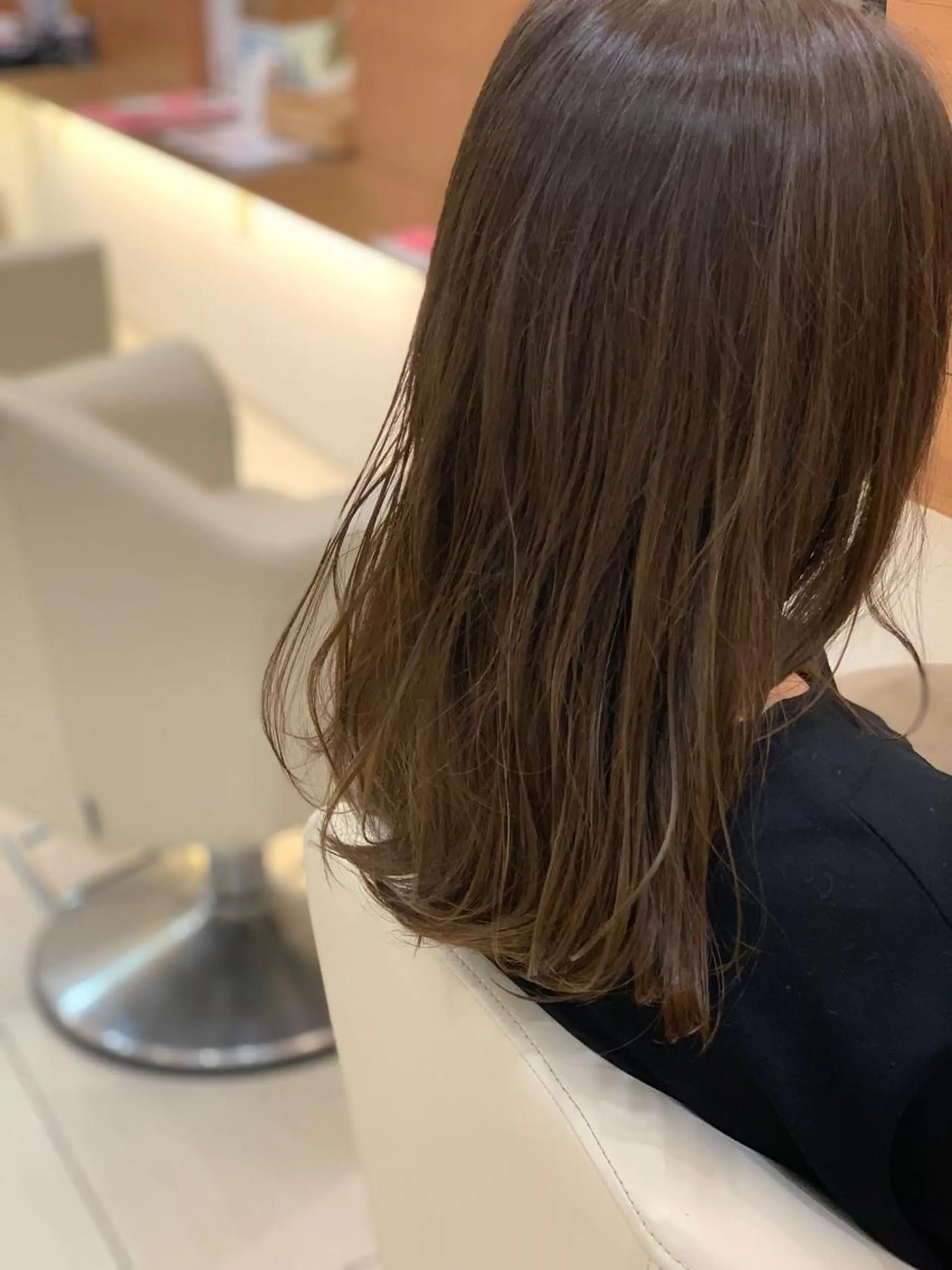 セミロング 頭浸浴×似合わせ HolyGrailのヘアスタイル