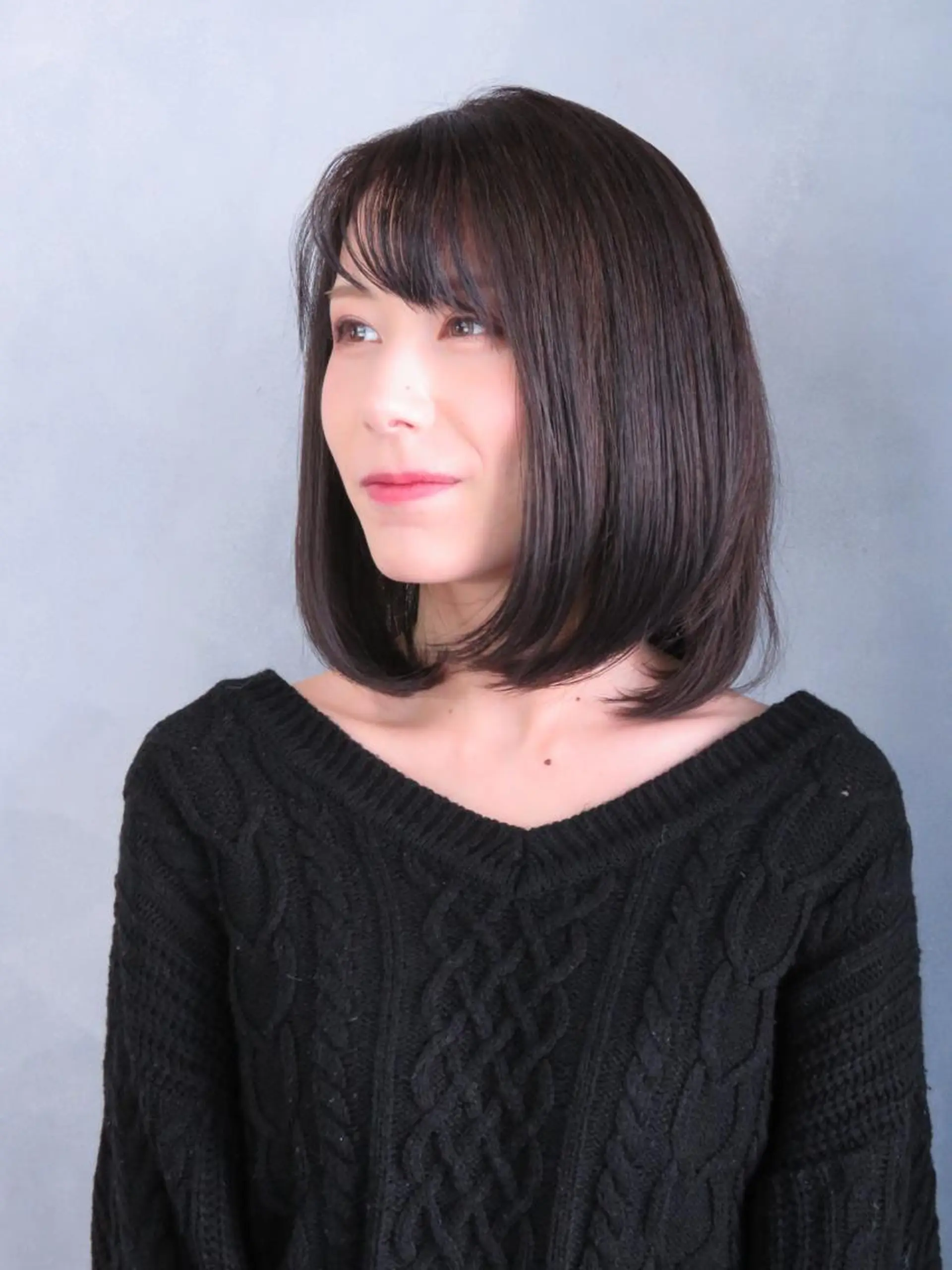 ミディアム カラー kawamoto akaneのヘアスタイル