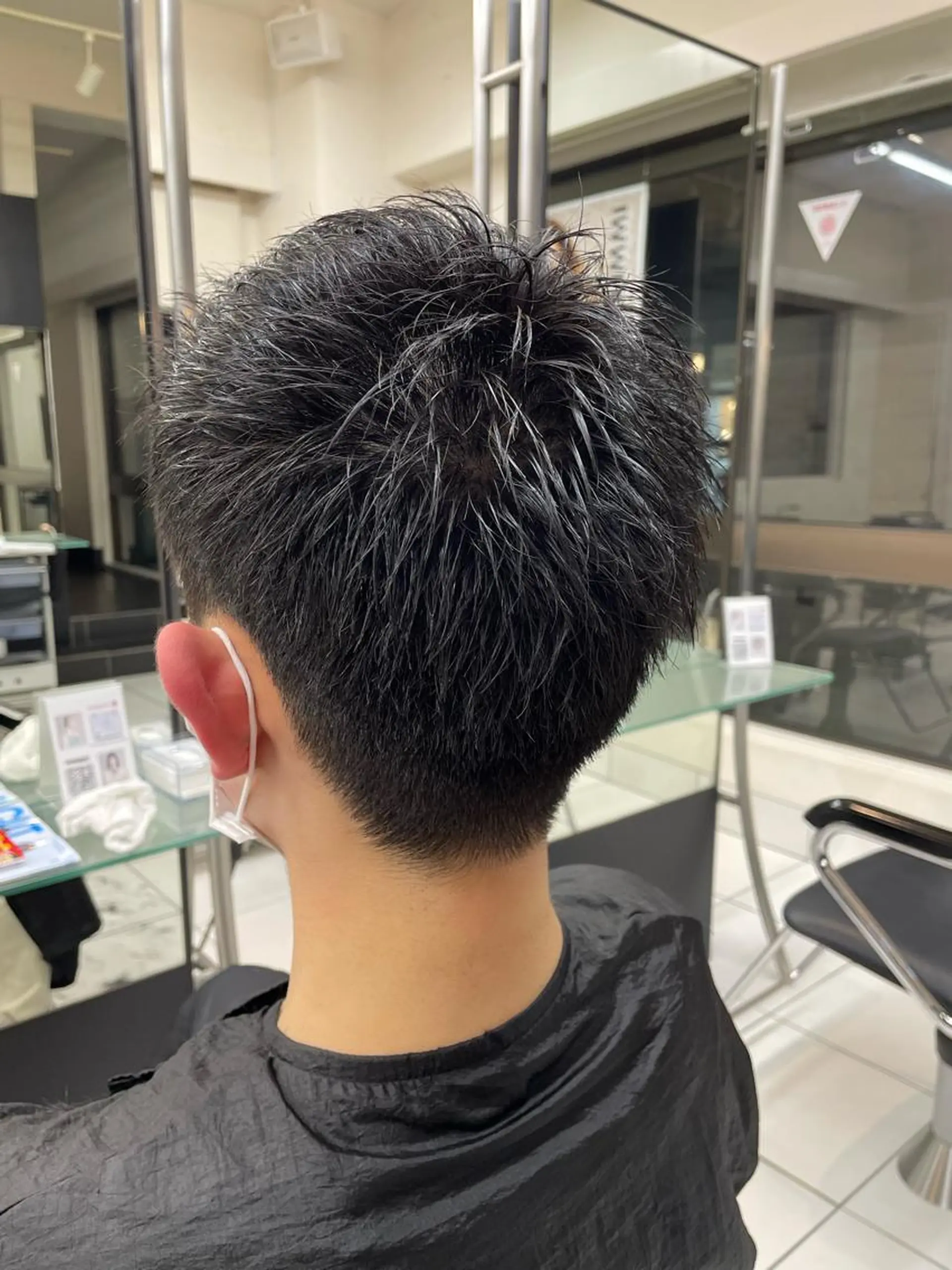 メンズ 刈り上げ 大山 真衣のヘアスタイル