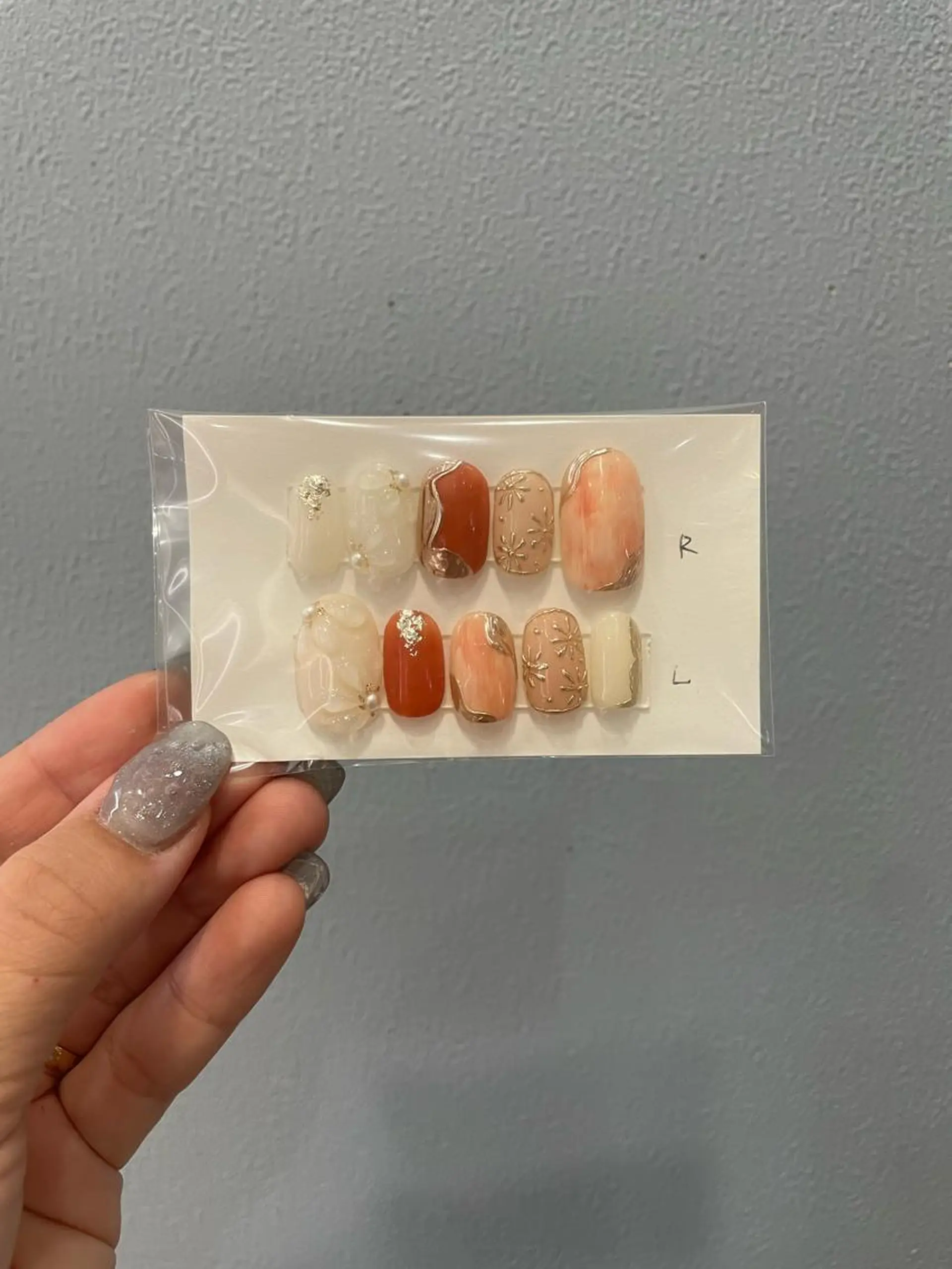 ネイル ハンドネイル はばすみれ🎀ﾈｲﾙ 光ﾌｪｲｼｬﾙ ﾍｱのネイルデザイン