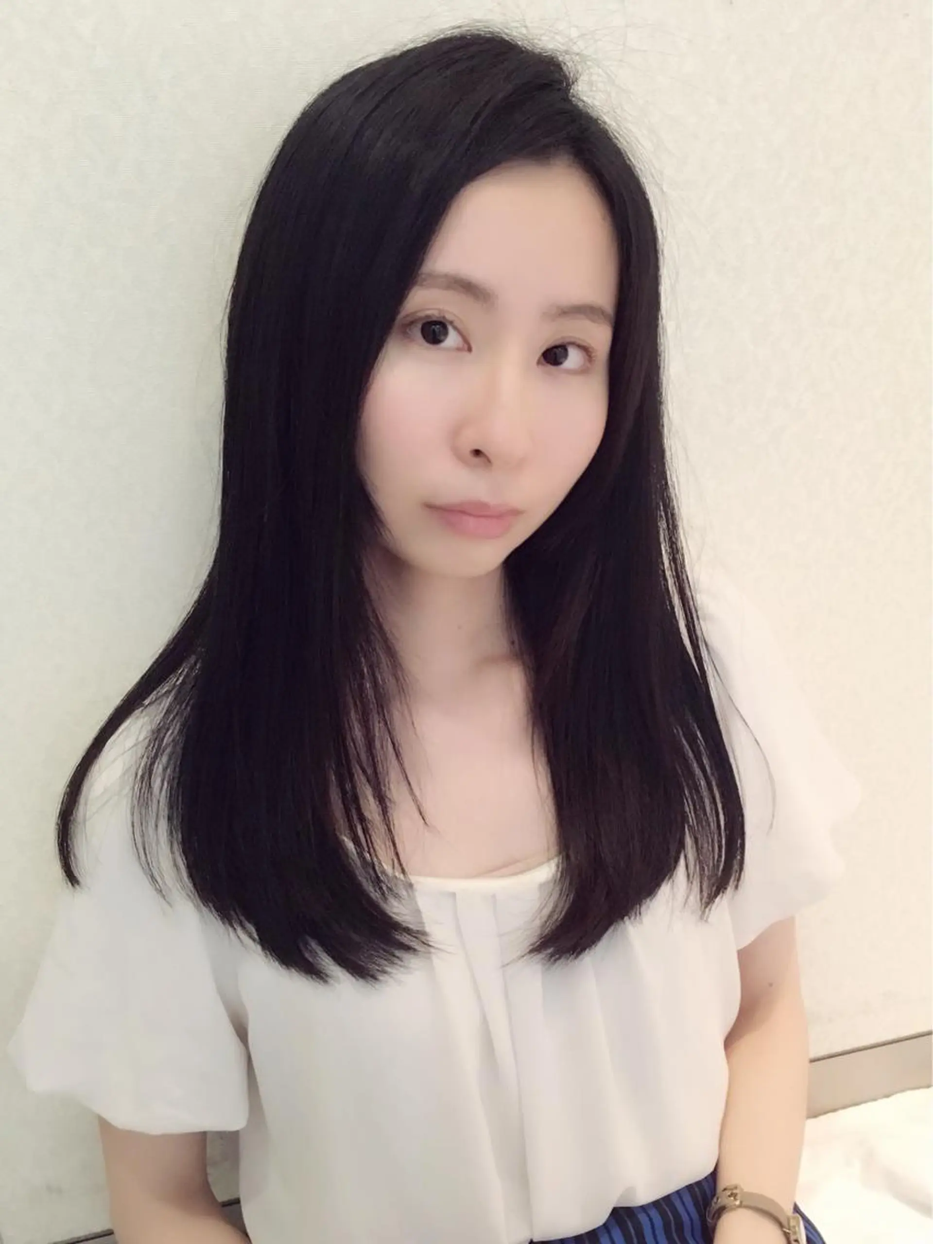 ロング 田中 奈布のヘアスタイル