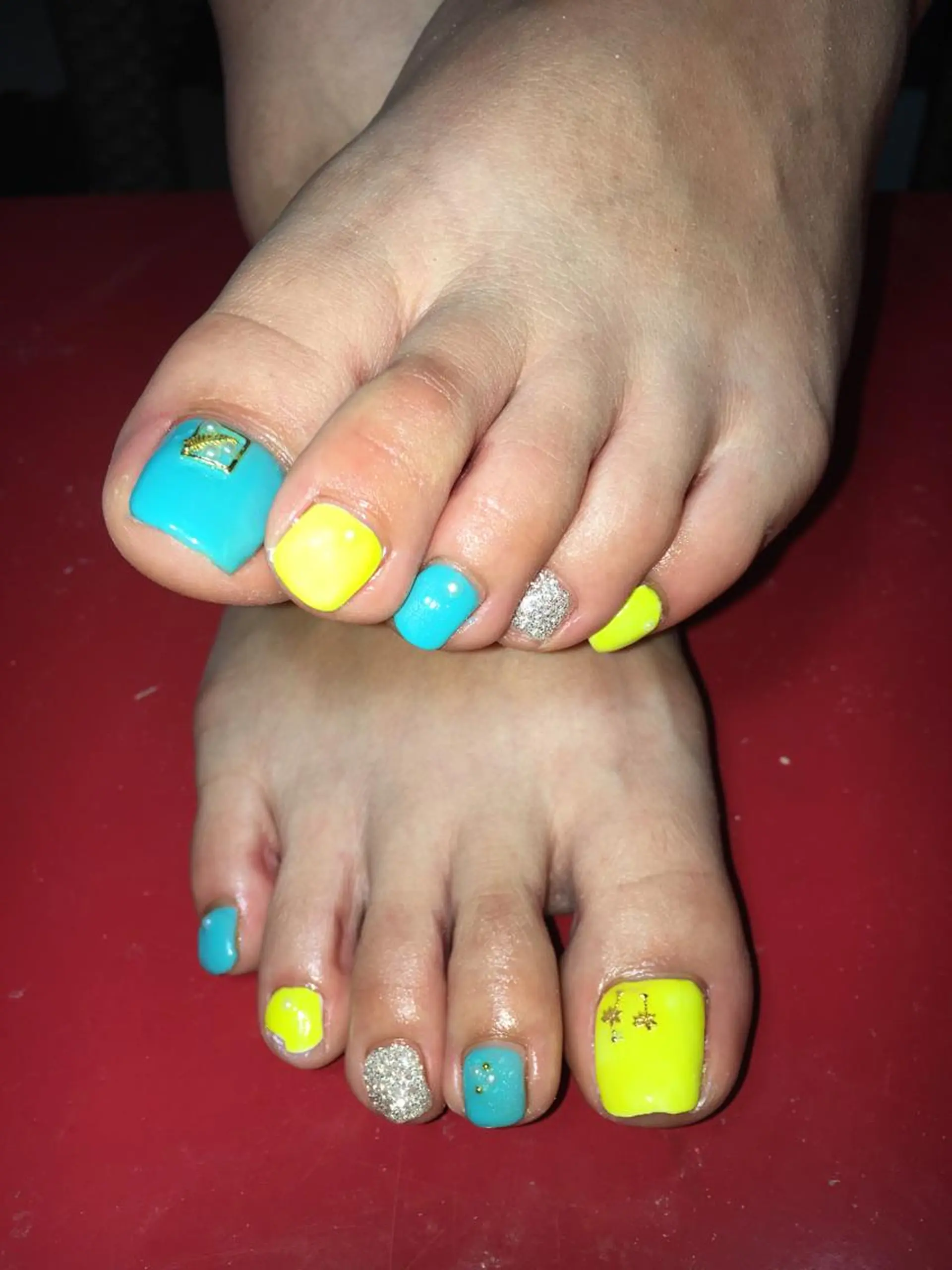 ネイル ハンドネイル フットネイル miwa ミワのネイルデザイン