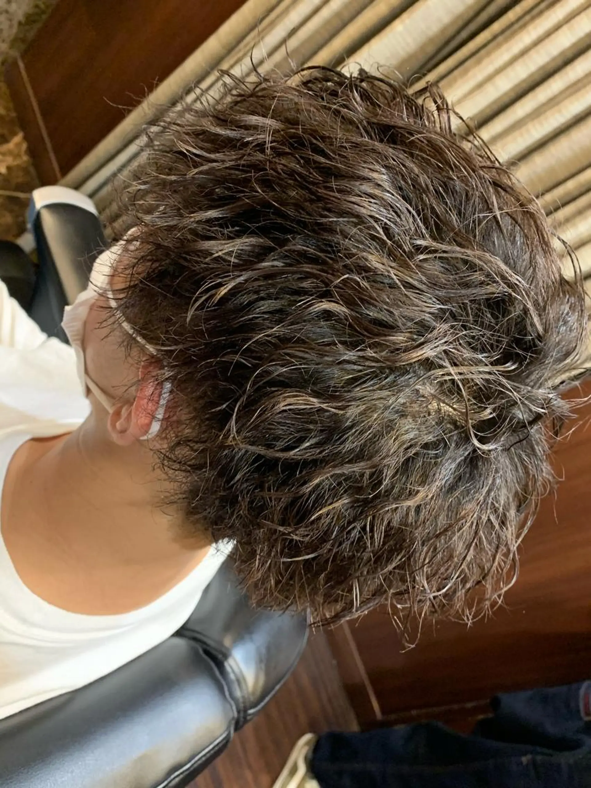 ショート パーマ メンズ 羽木 隆徒のヘアスタイル