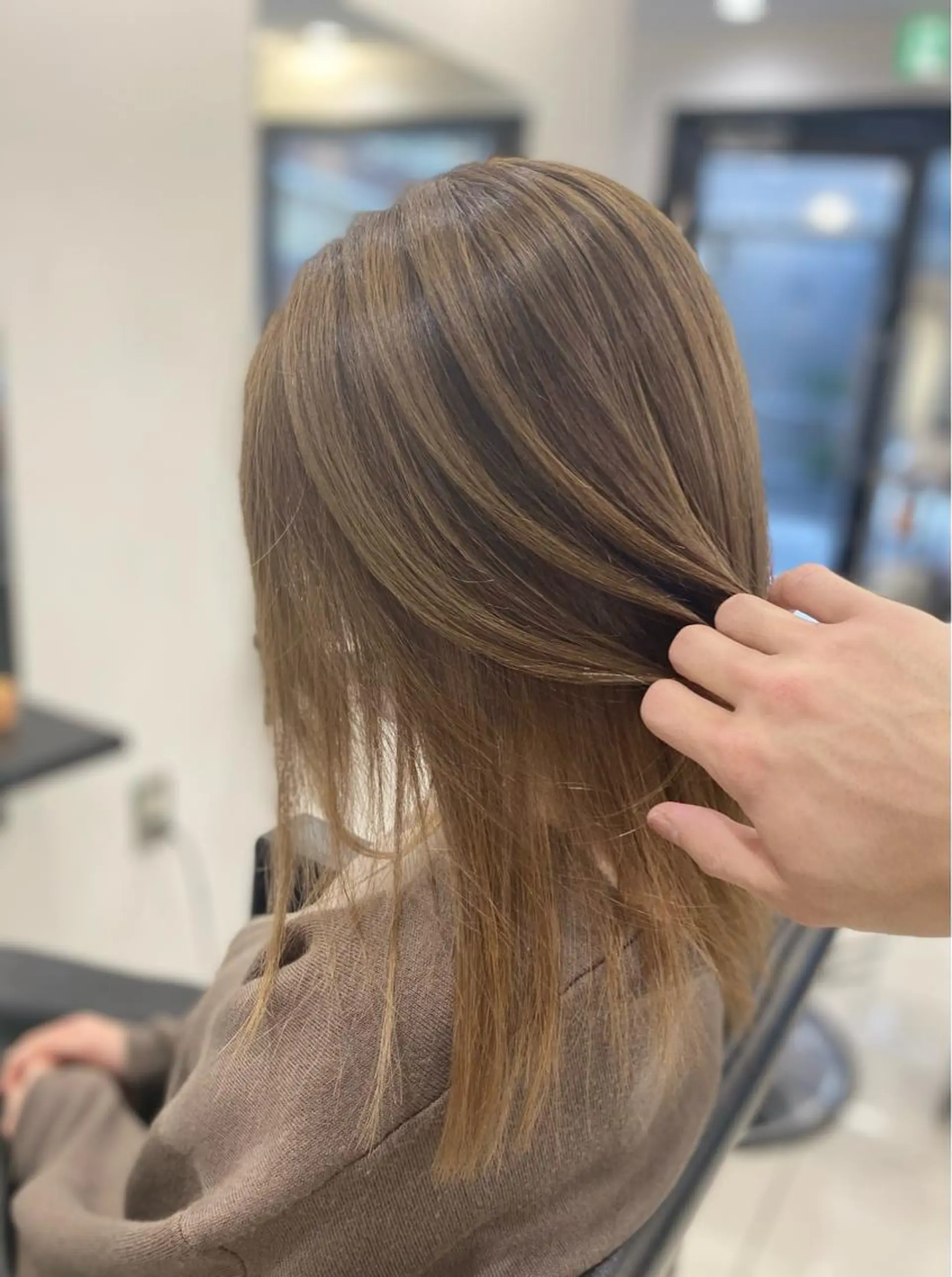 セミロング カラー opus 店長大和 レイヤー/赤み消しのヘアスタイル