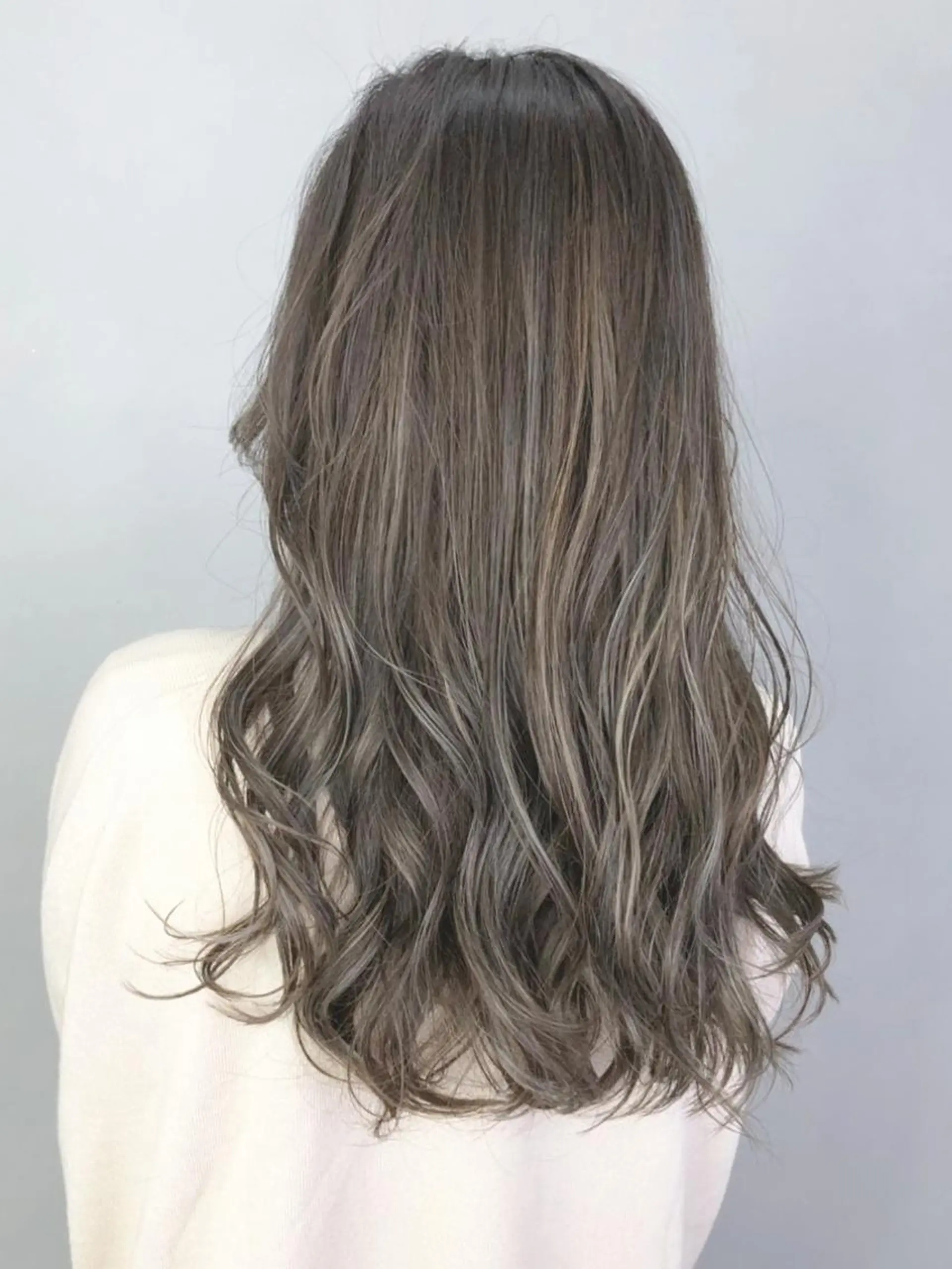 ロング カラー パーマ ヘアアレンジ グレージュ オリーブグレージュ オリーブグレー ITbyALBUM 中野店のヘアスタイル