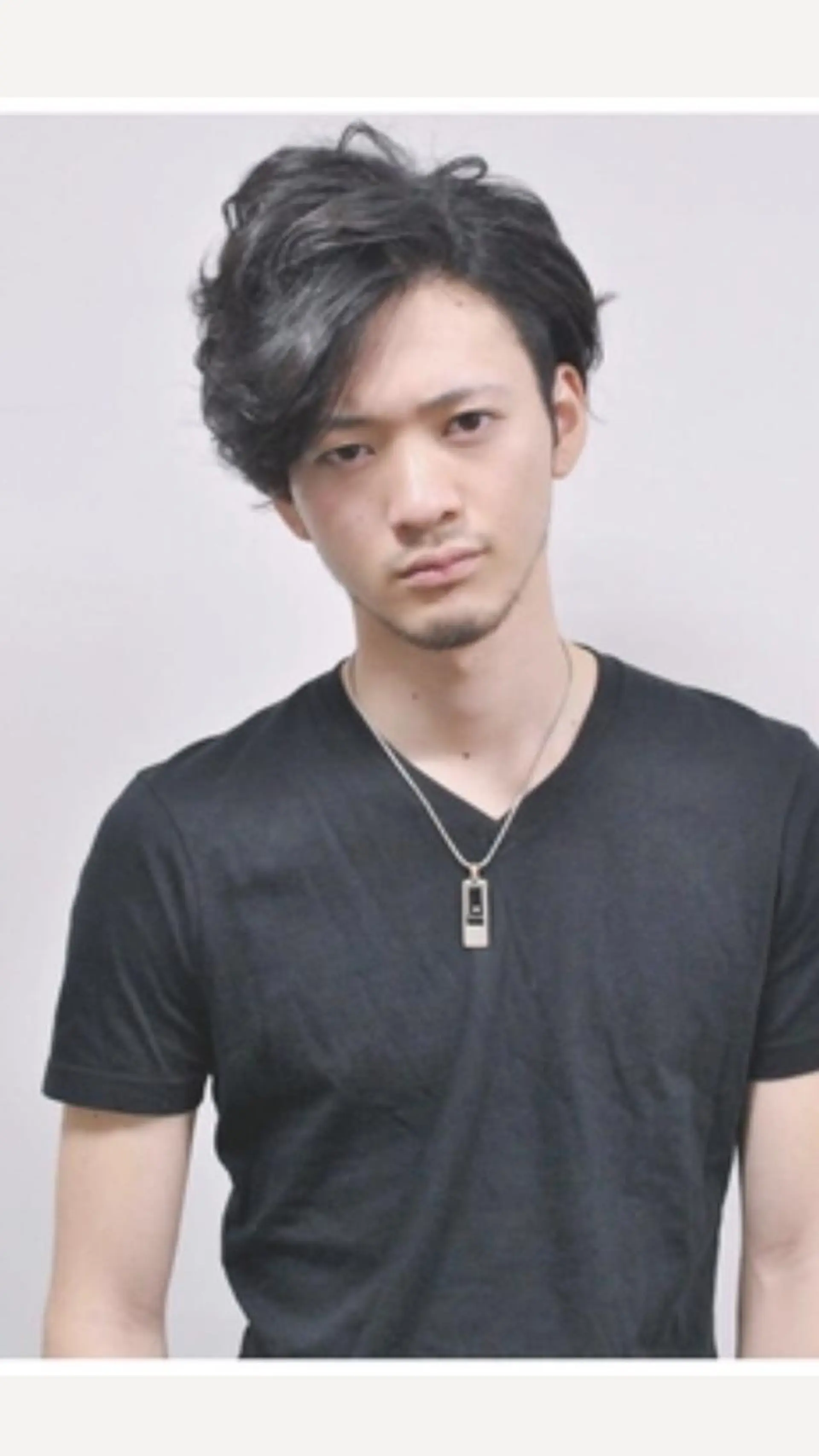 メンズ アップバング カット 米澤 篤志のヘアスタイル