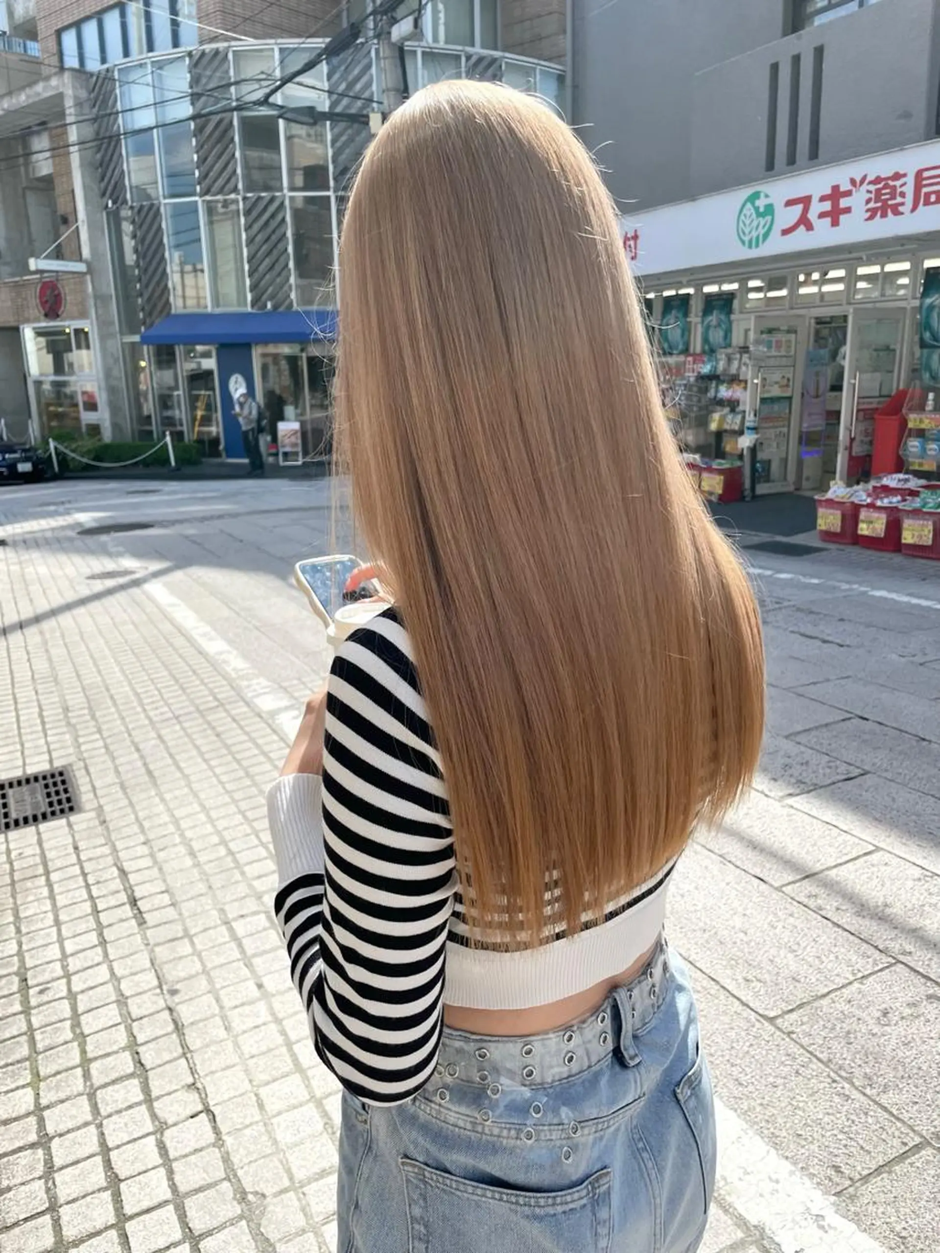 セミロング カラー ベージュカラー カット 縮毛矯正 トリートメント 畑中康志 美髪矯正/ハイトーンのヘアスタイル