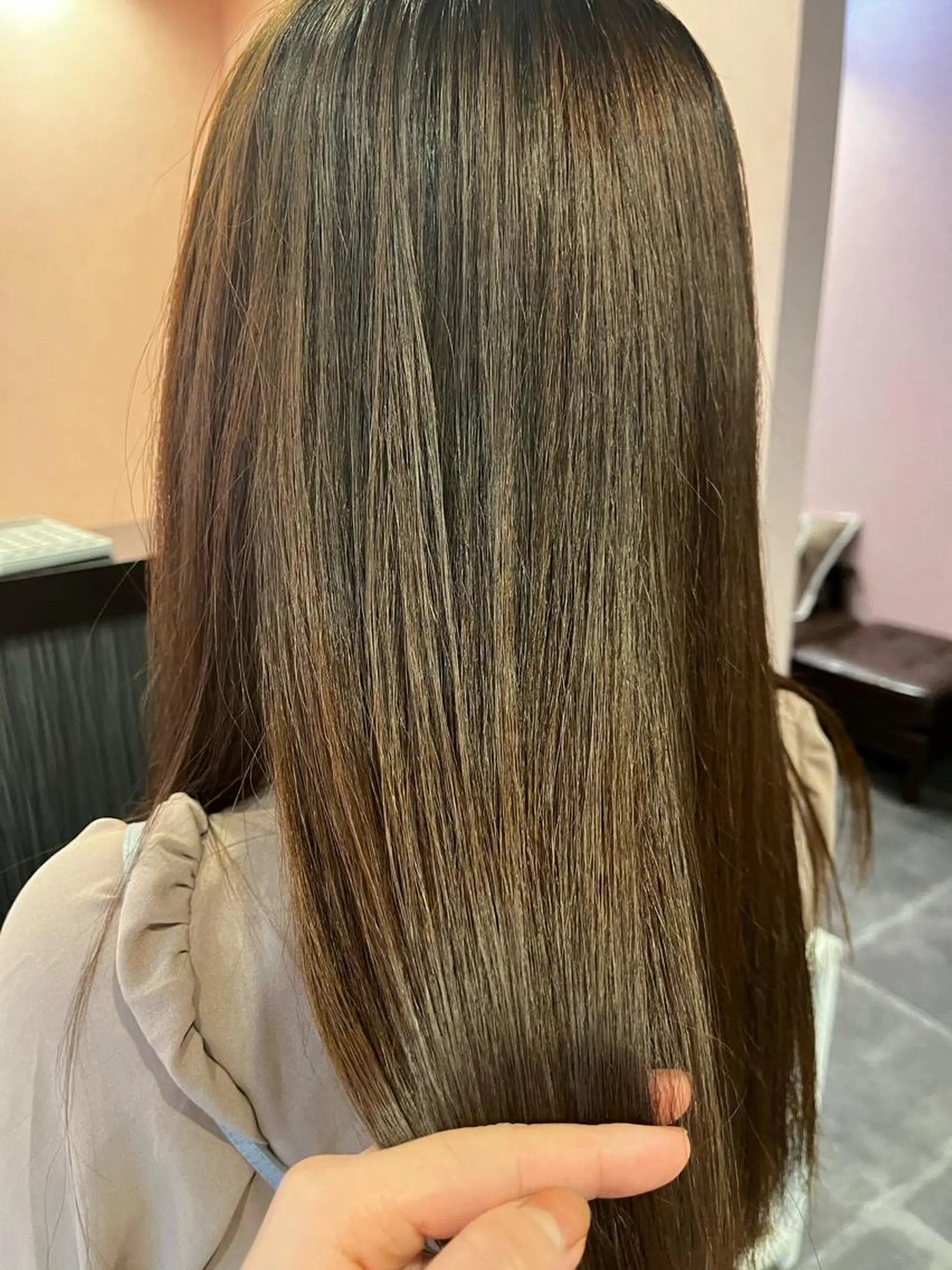 セミロング カット 縮毛矯正 トリートメント 柳田 綾香のヘアスタイル