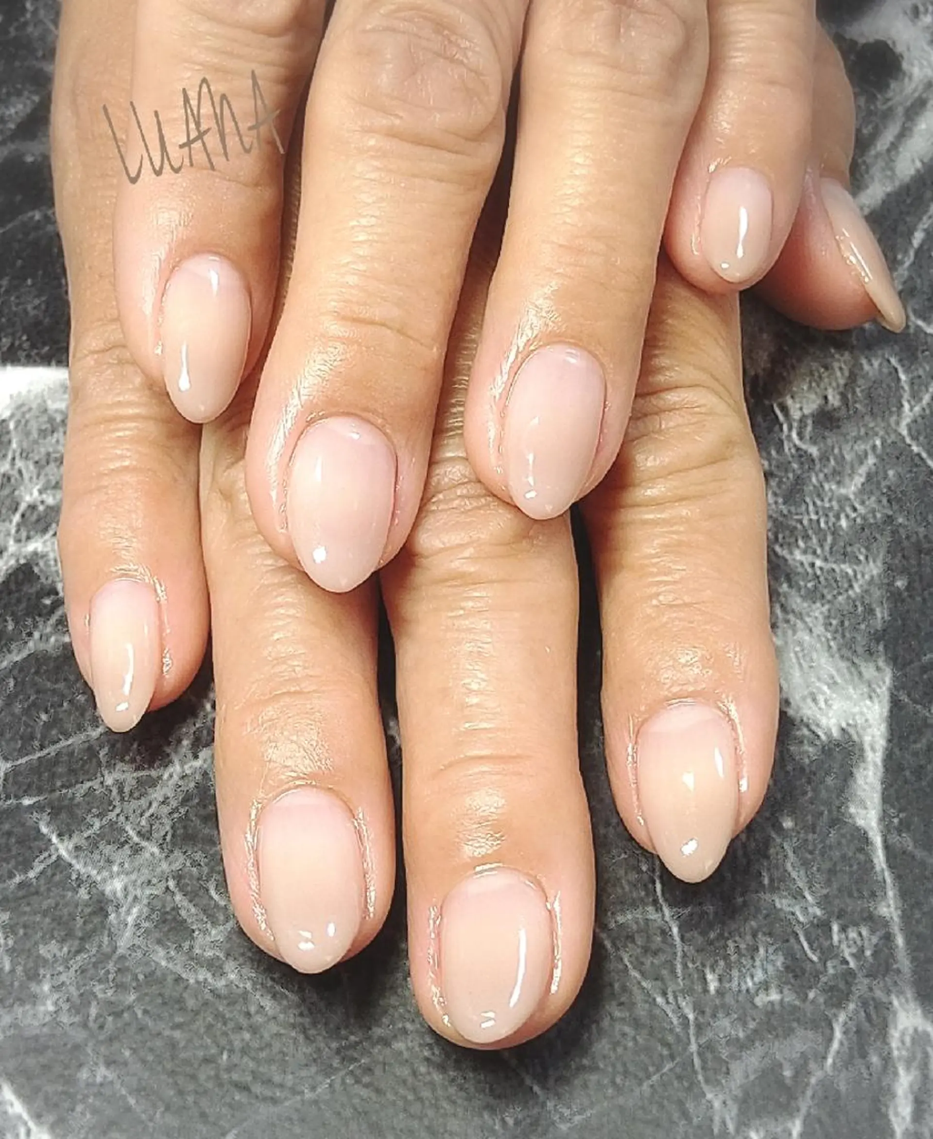 ネイル LUANA  TAKAHASHIのネイルデザイン