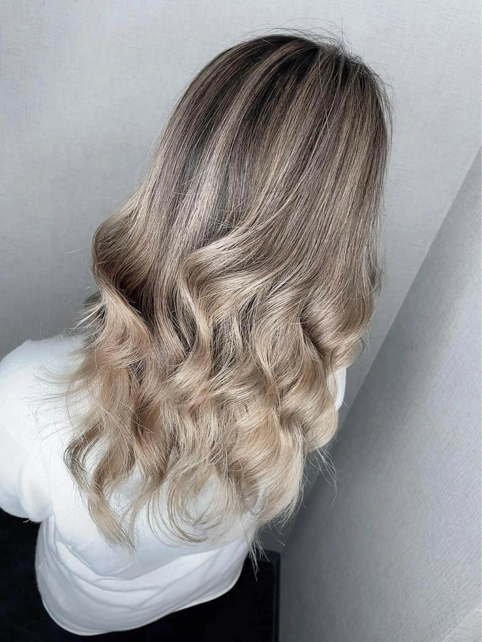 ロング レイヤーカット S.SWEET 河原町店のヘアスタイル