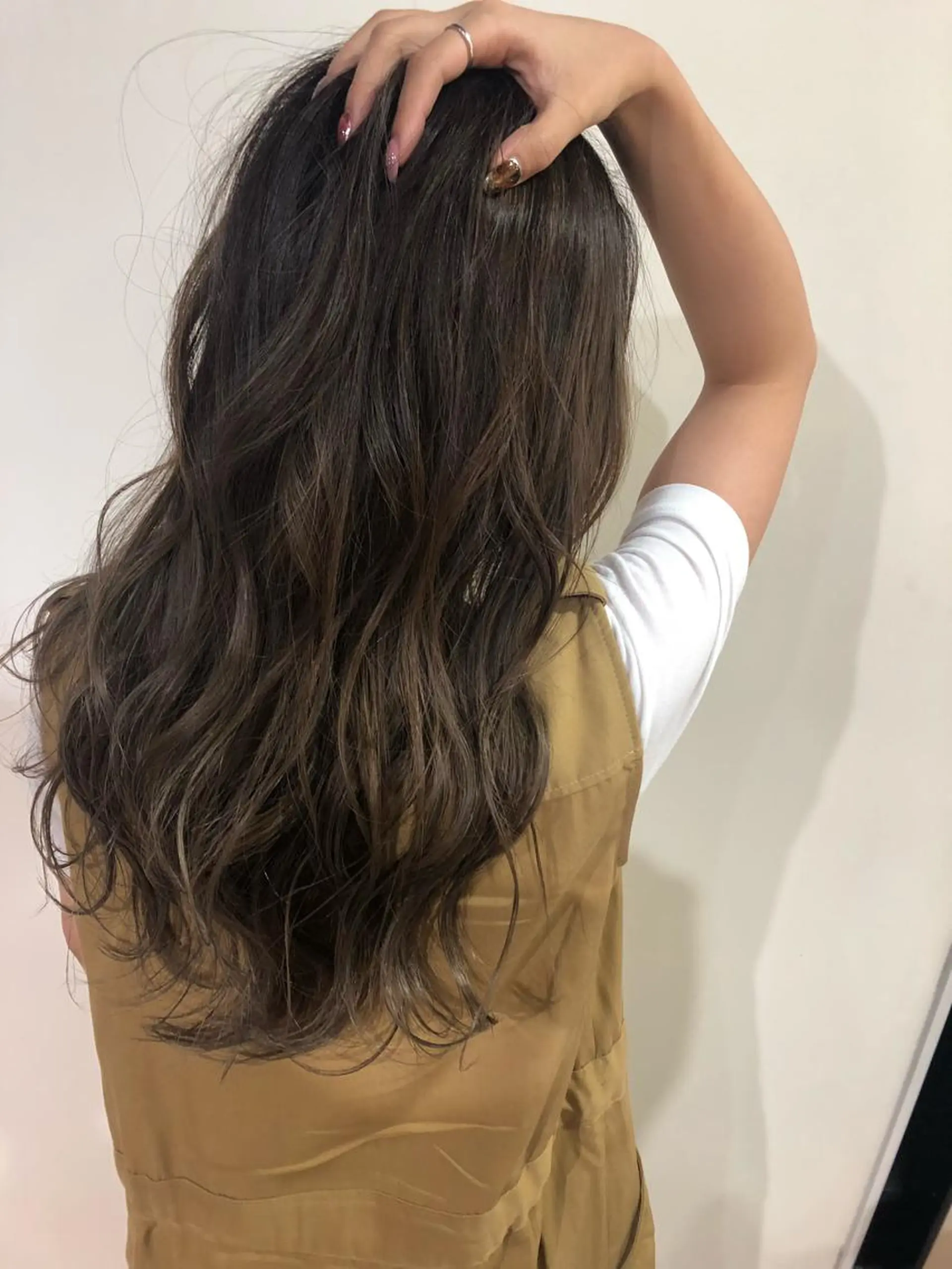 ロング 夜23時まで予約🉑 reverieあきらのヘアスタイル