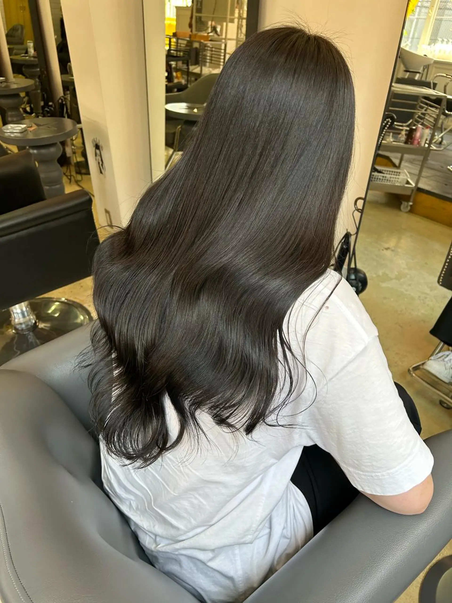 ロング カラー 透明感カラー カット ヘアカラー トリートメント 心斎橋/レイヤー/ ブリーチ/モエのヘアスタイル