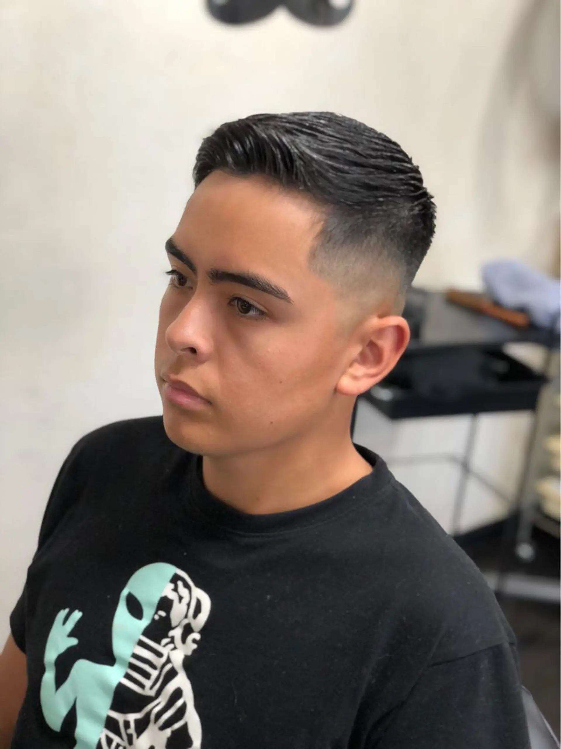 ショート 深夜23時まで営業 OR BARBERのヘアスタイル