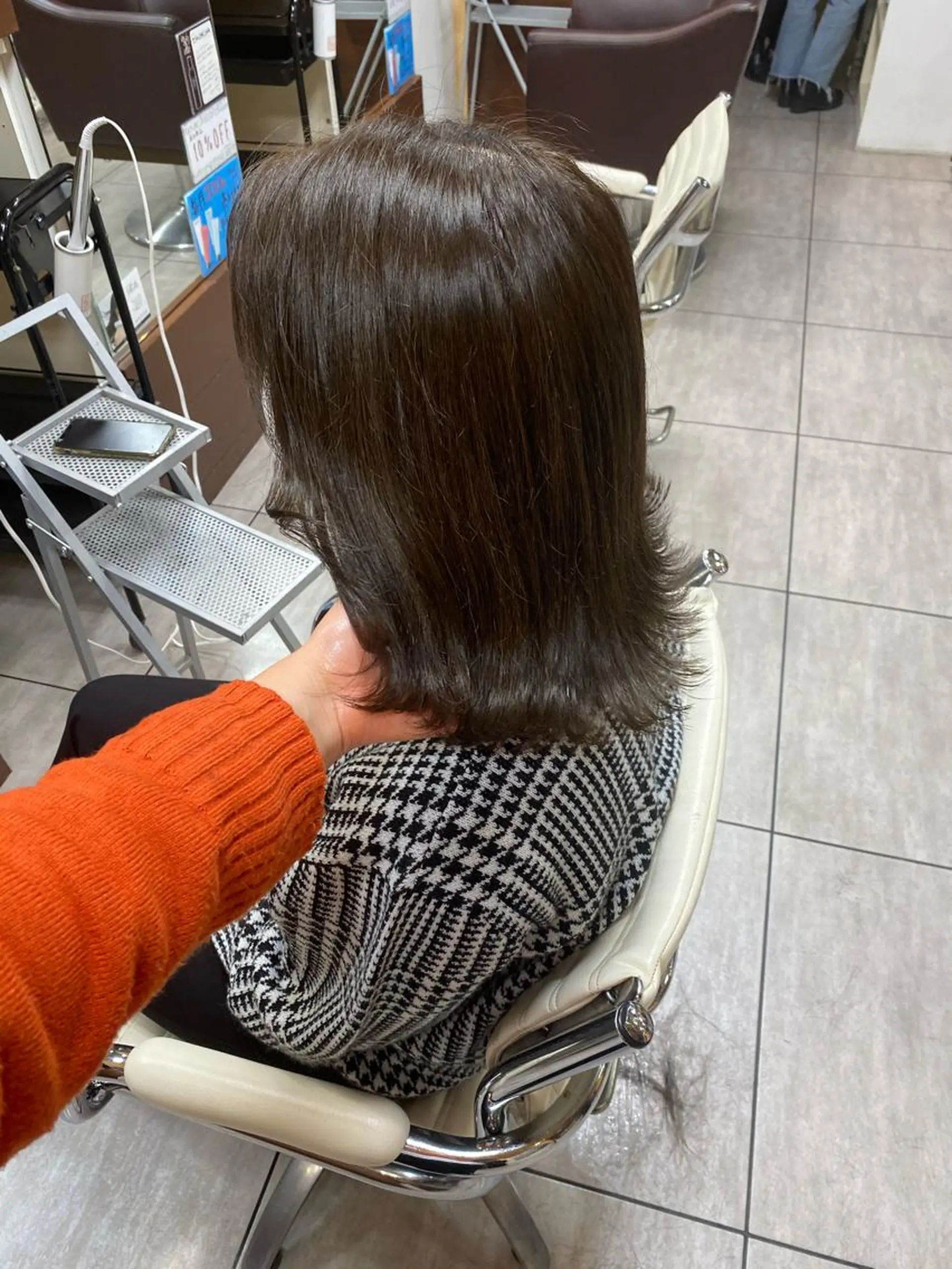 ミディアム カラー ヘアアレンジ カット ヘアカラー トリートメント ヘッドスパ 川上 麻梨阿のヘアスタイル