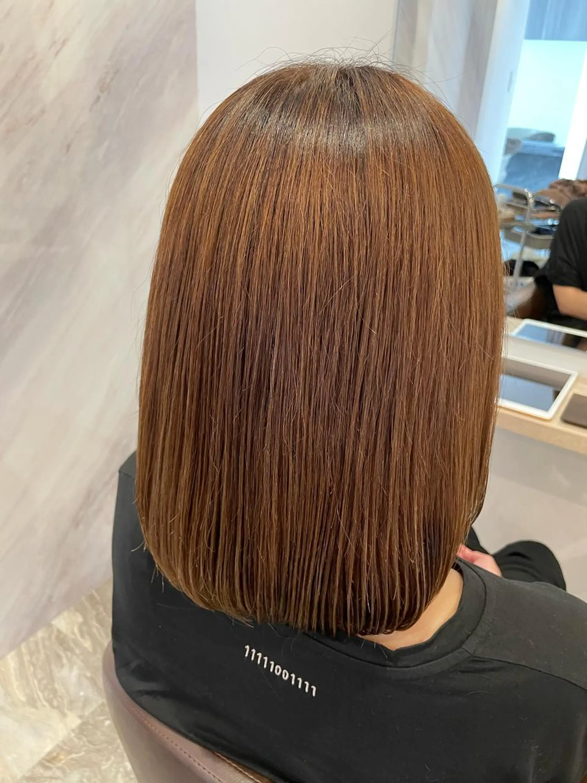 ミディアム カラー 大谷 杏菜のヘアスタイル