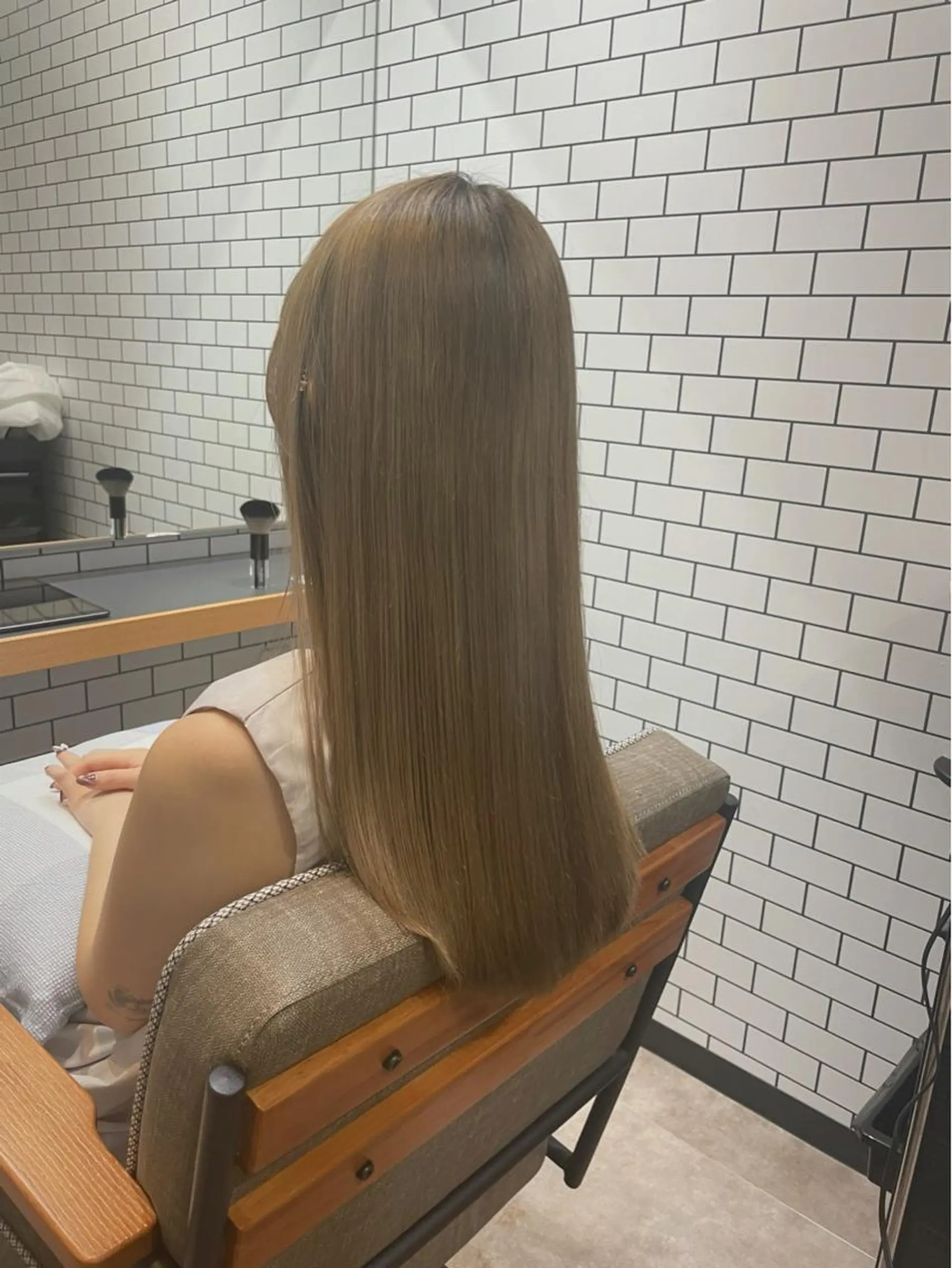 ロング ボブ ハイライト 髪質改善 韓国風ヘア レイヤーカット ✨ハイトーン✨ダブル カラー✨シバサキのヘアスタイル