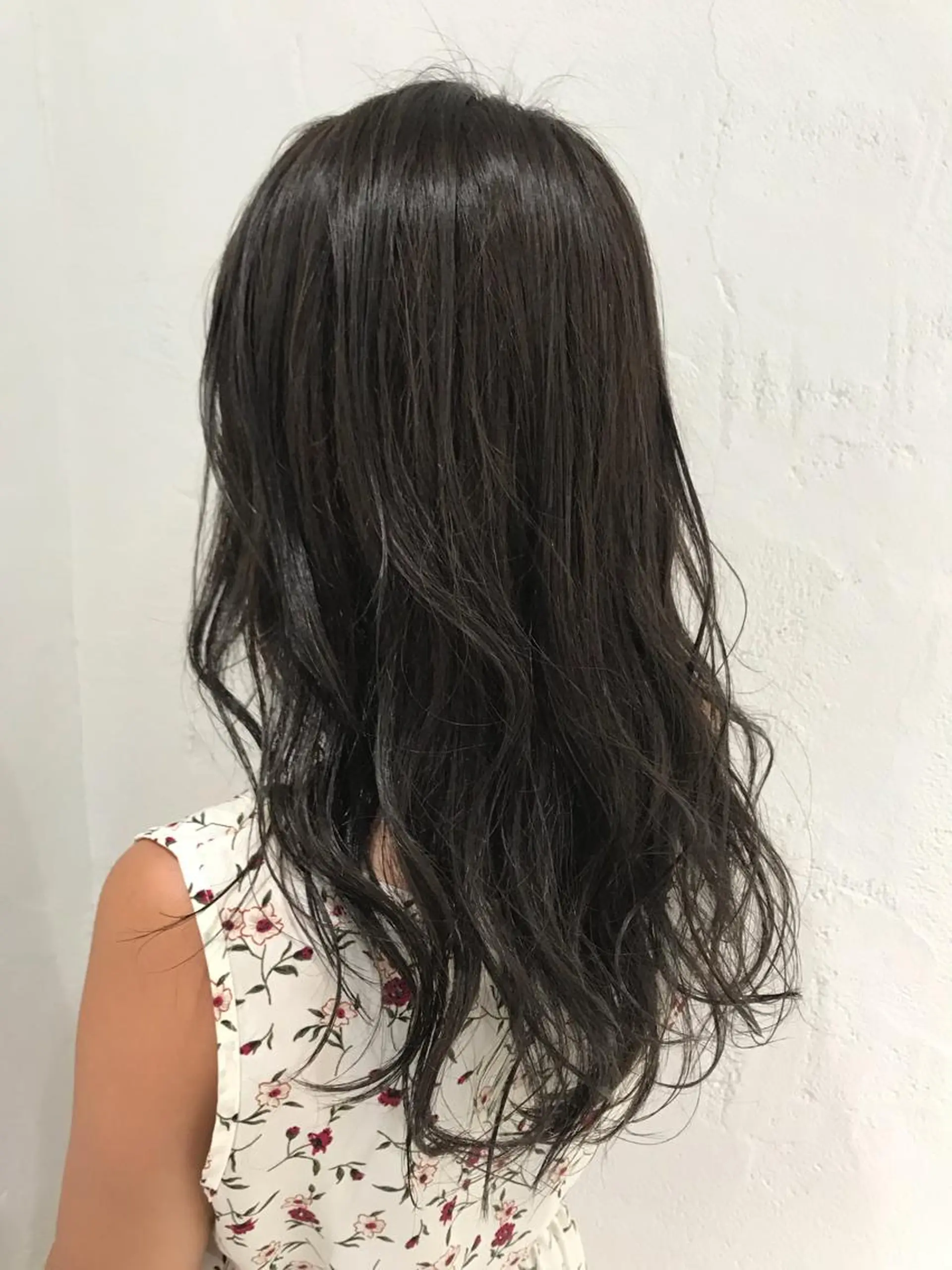 ロング カラー パーマ マツエク・マツパ 韓国ヘア🇰🇷/ レイヤーカット✂︎のヘアスタイル