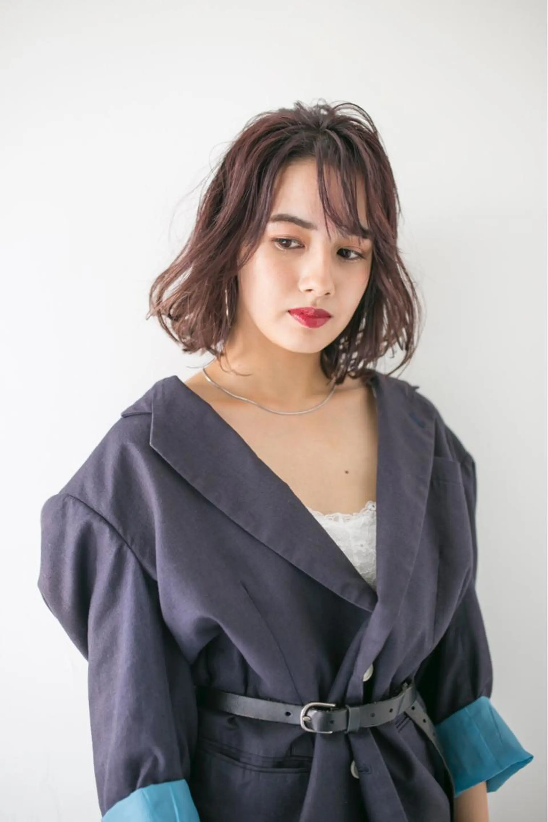 ミディアム 💓パーマ，💗 レイヤーカットのヘアスタイル