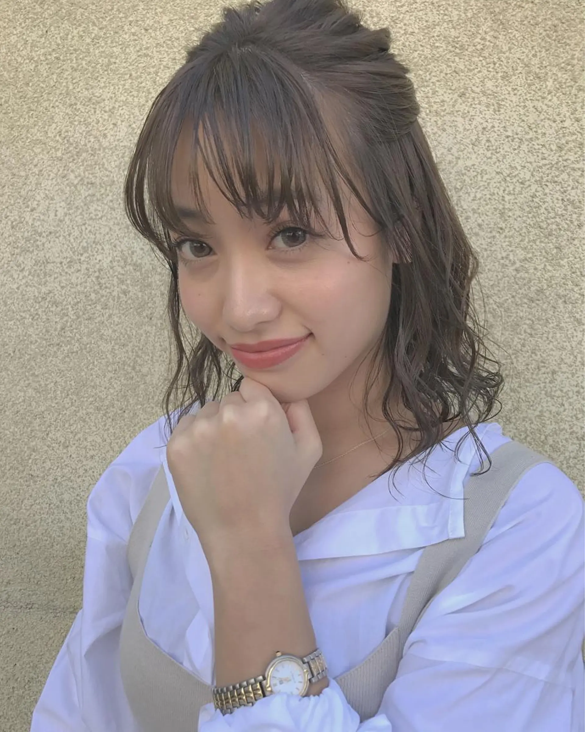 ミディアム カラー パーマ ヘアアレンジ ベージュカラー 🍋透け感カラー🍃 オリーブ🍐Kahoのヘアスタイル