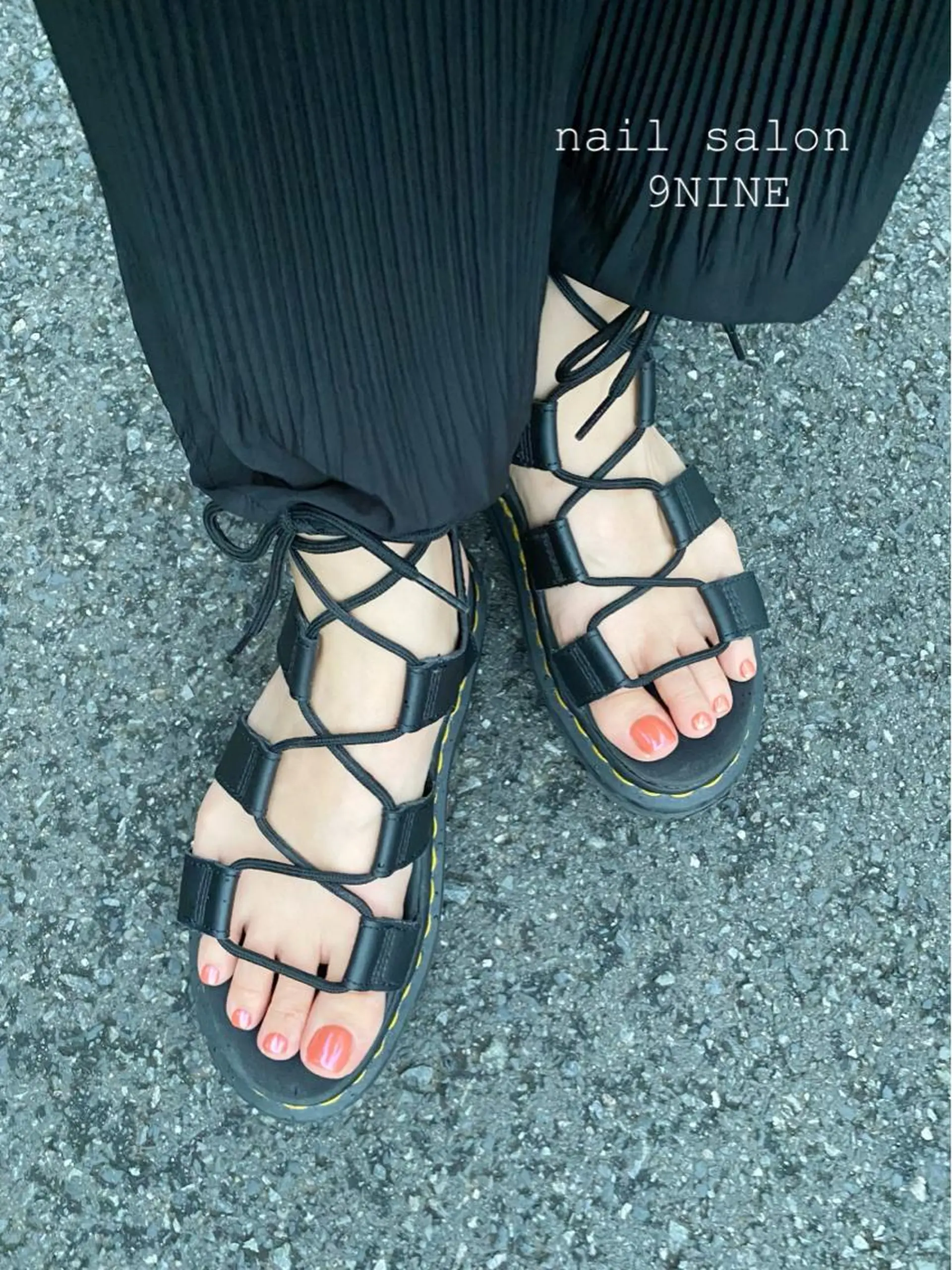 ネイル オーロラネイル フットネイル ミラーネイル ワンカラーネイル nail salon 9NINEのネイルデザイン