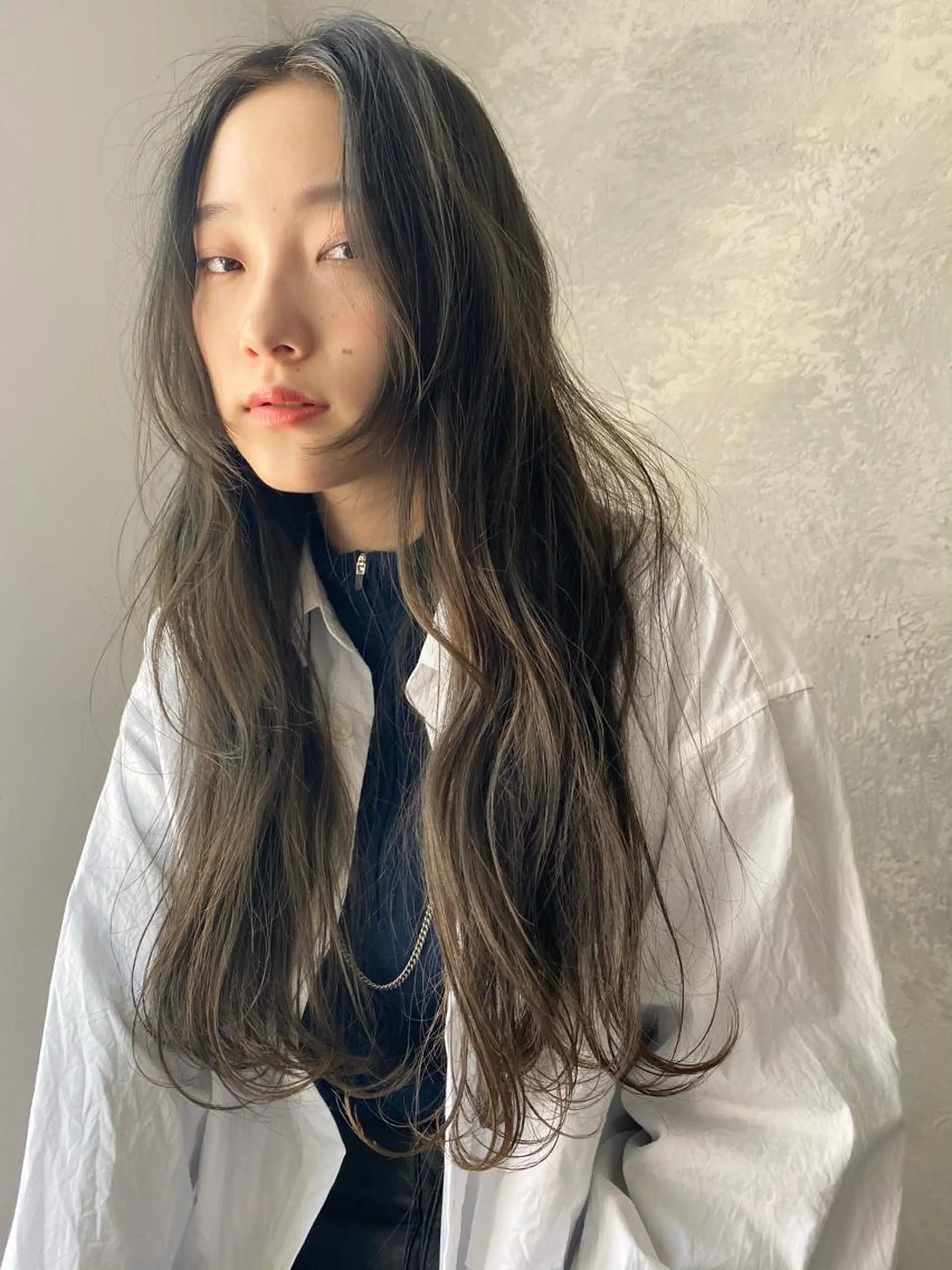 ロング ヘアカラー トリートメント 森貴裕/ベージュ/ パーマ/オリーブのヘアスタイル