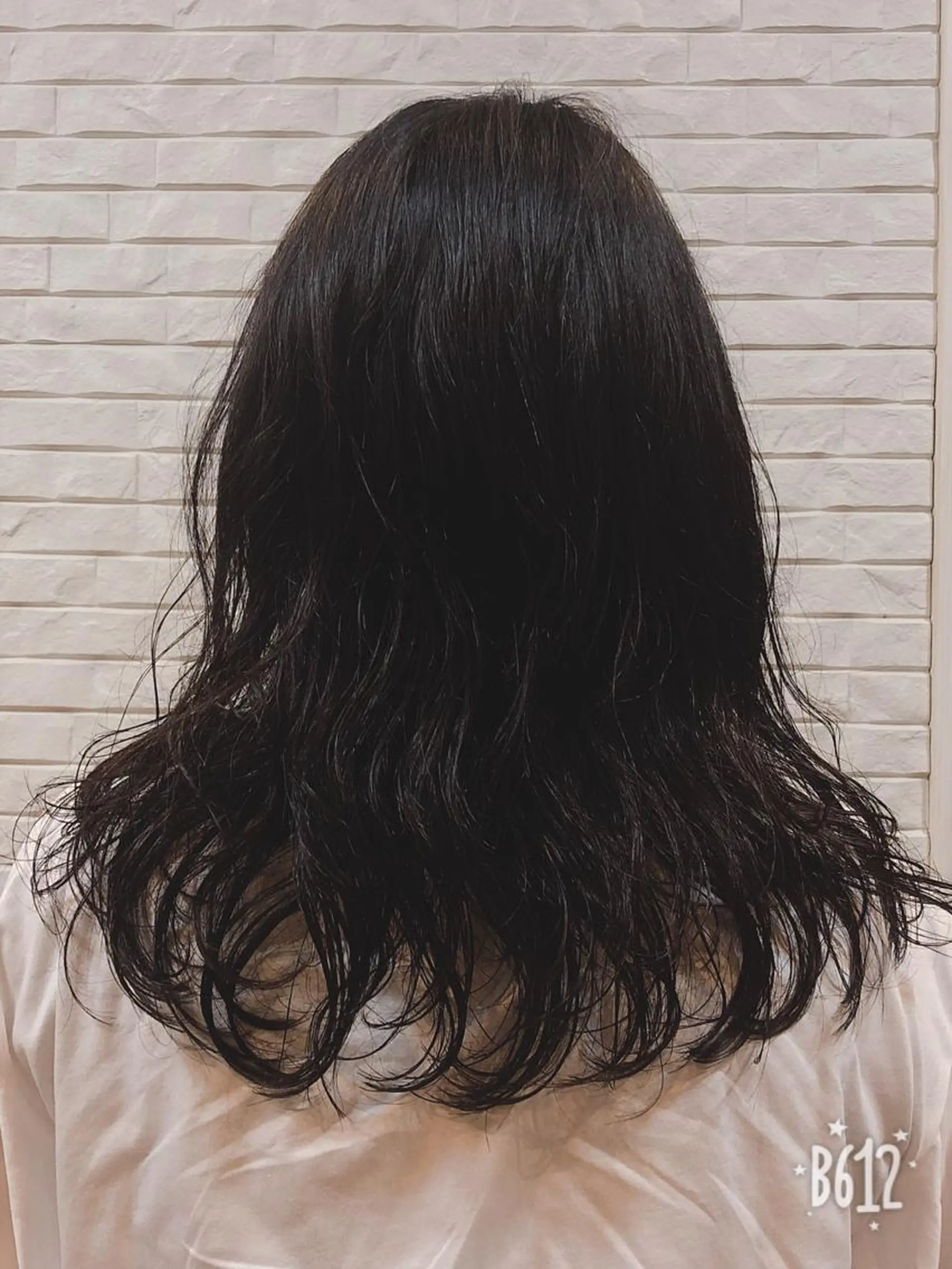セミロング パーマ 伊藤 さやかのヘアスタイル