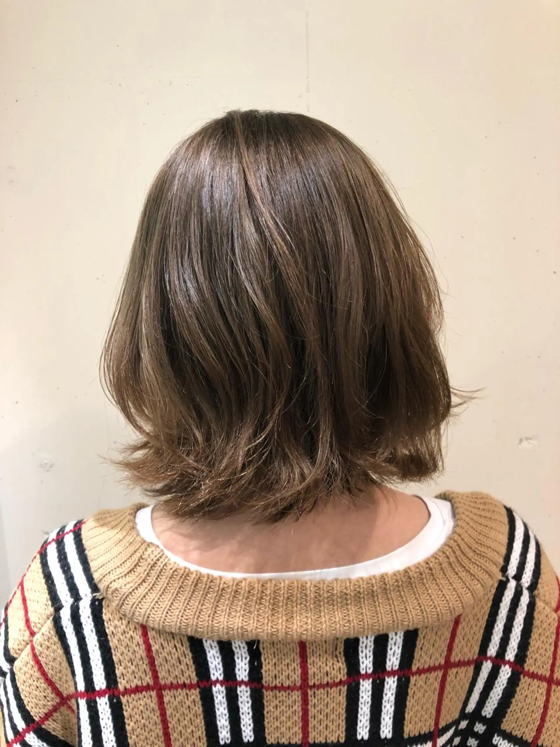 ミディアム カラー パーマ ヘアアレンジ バレイヤージュ ベージュカラー ブリーチ 透明感カラー グラデーションカラー 【ツヤ髪美容師】 ツダケイスケのヘアスタイル