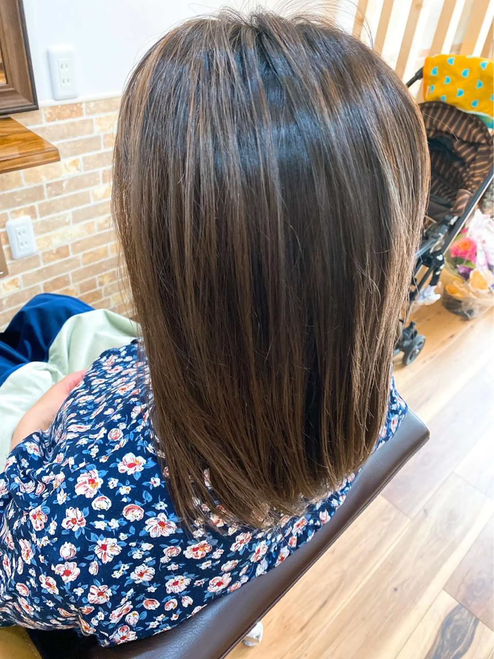 ミディアム カラー ヘアアレンジ ブリーチ ハイライトカラー ハイライト カット ヘアーハウス テンプラードのヘアスタイル
