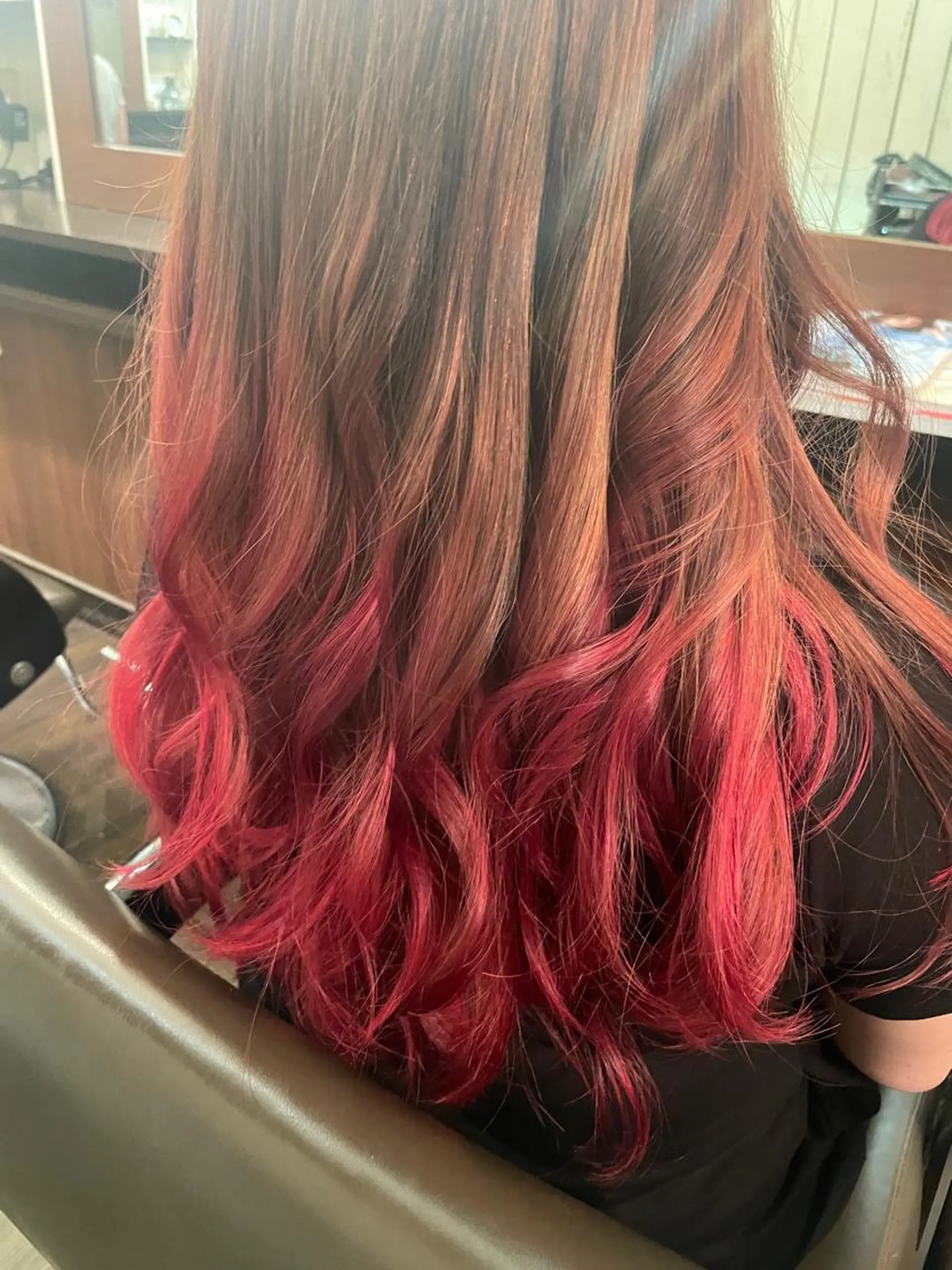 カラー ピンクカラー 畠山 真由佳のヘアスタイル