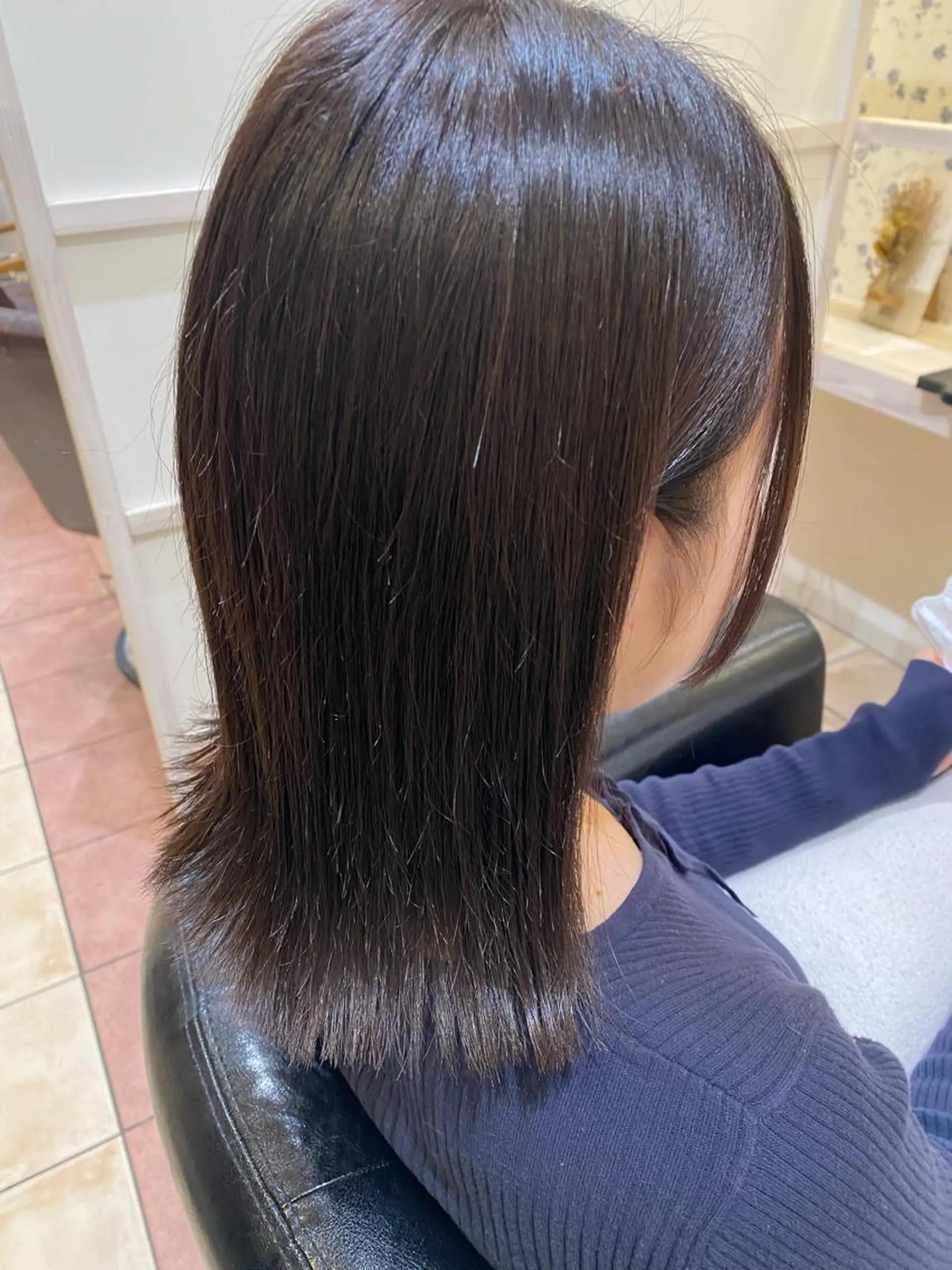 ミディアム 斎藤 彩香のヘアスタイル