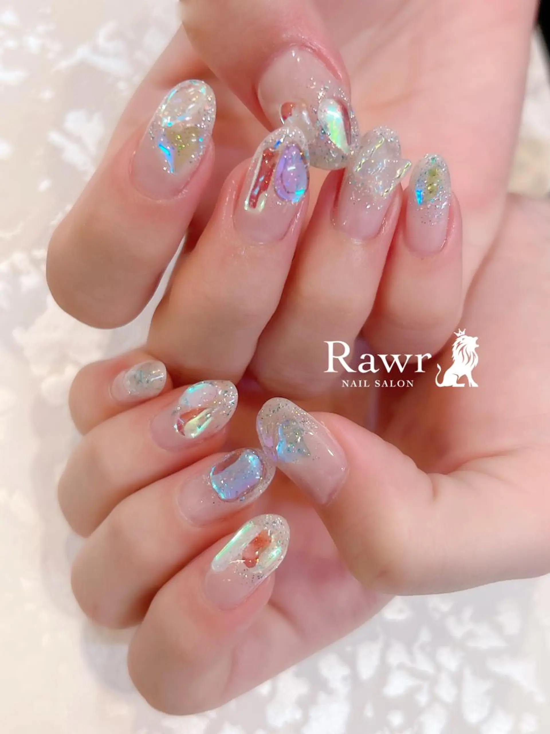 ネイル オーロラネイル 氷ネイル・うるうるネイル ハンドネイル Rawr / saoriのネイルデザイン