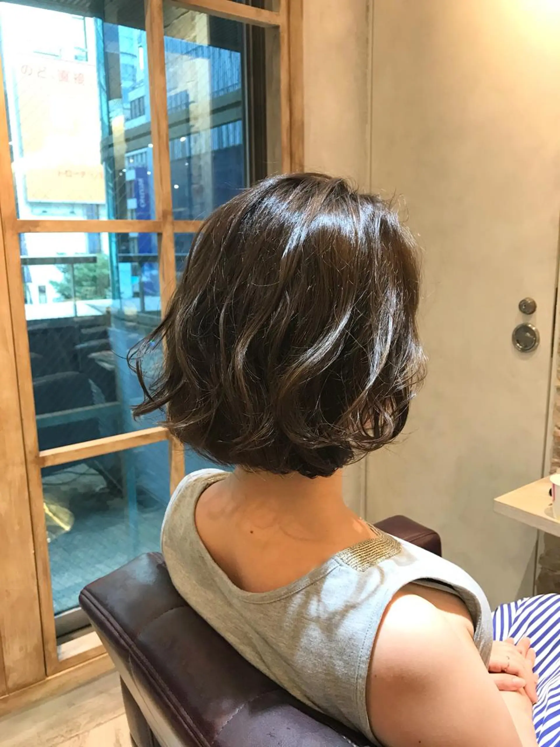 ショート カラー グレージュ ハイライトカラー ハイライト 髪質改善・艶髪特化 木村侑平のヘアスタイル