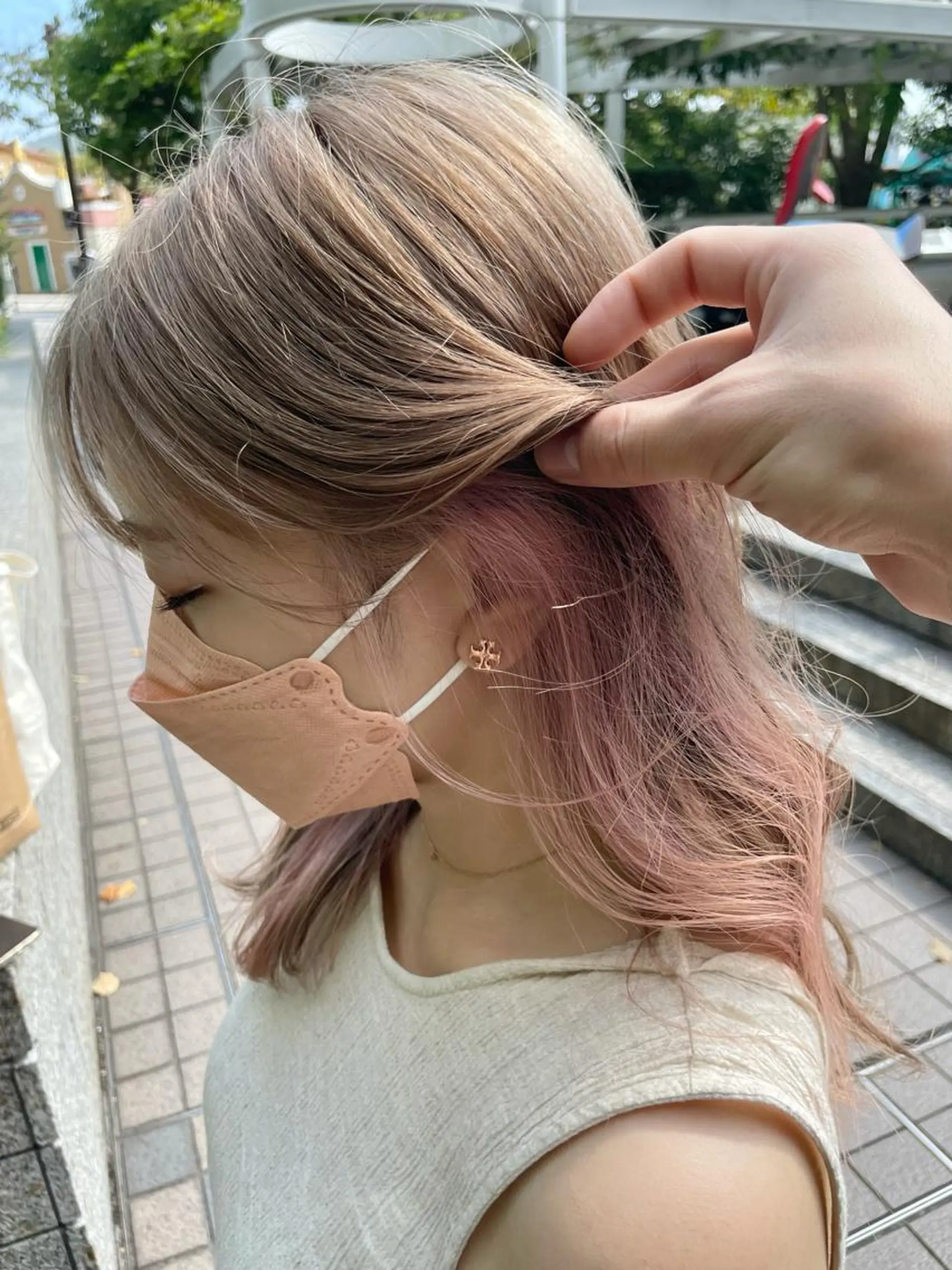 ロング カラー ベージュカラー インナーカラー ミルクティーベージュ ピンクカラー シアーピンク matiz マティス　表参道所属・🩵アンブレラカラー 髪質改善　丸尾】のヘアスタイル
