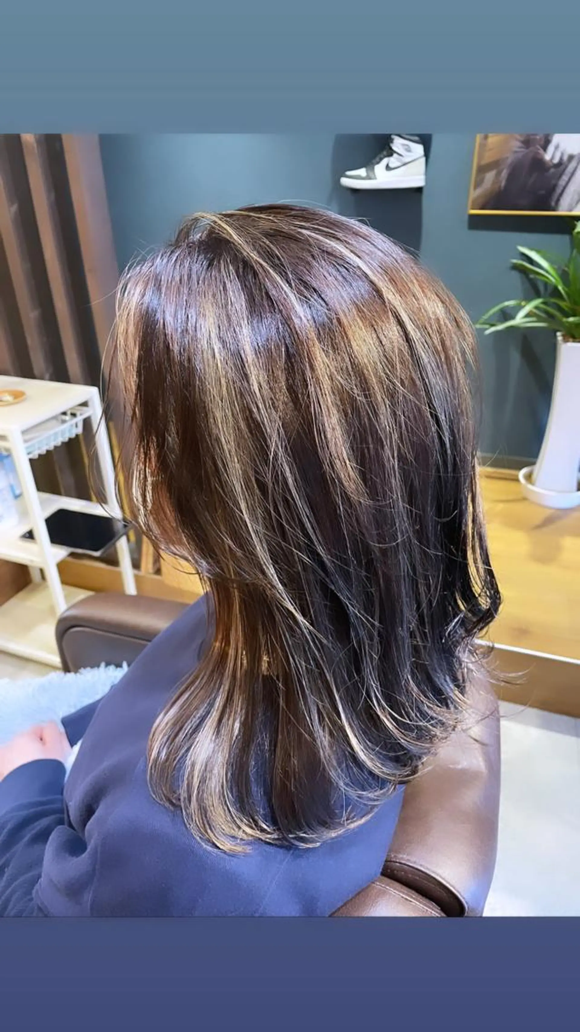 セミロング カラー ハイライトカラー ハイライト レイヤーカット カット ヘアカラー トリートメント NESTA hair ground所属・🌈NESTA minami🌈のヘアスタイル