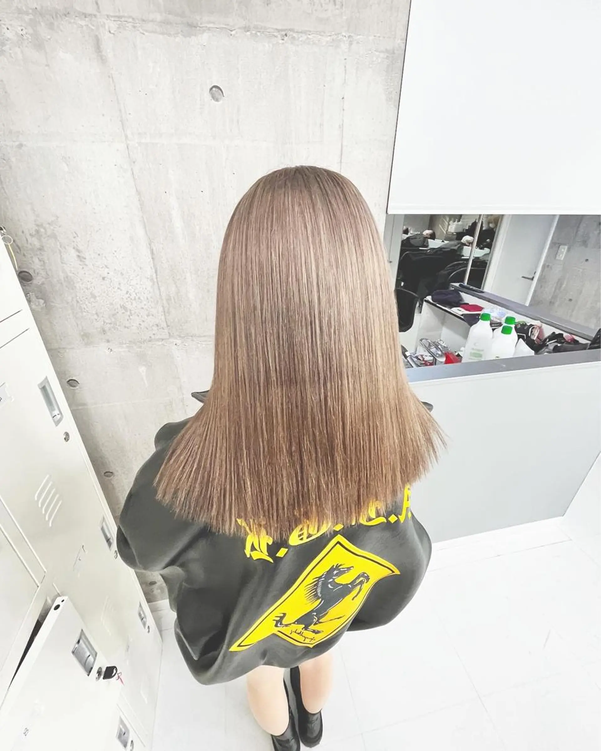 ロング カラー アッシュ アッシュグレー アッシュグレージュ バレイヤージュ ミストバング メンズ/似合わせ/骨 格矯正/真人のヘアスタイル