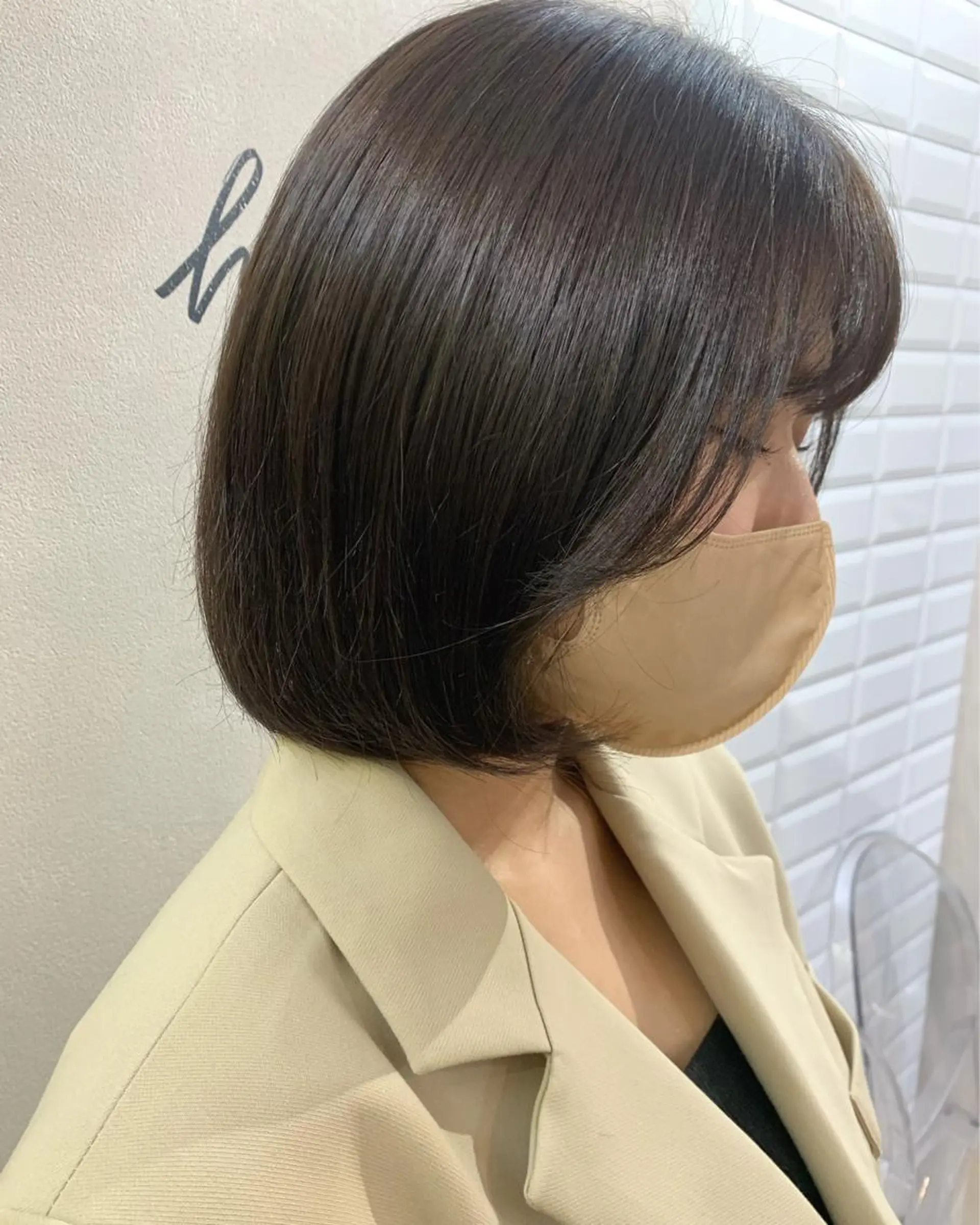 ショート カラー ダークグレー ダークグレージュ グレージュ ボブ 韓国風ヘア hub hair レイヤー/透明感のヘアスタイル