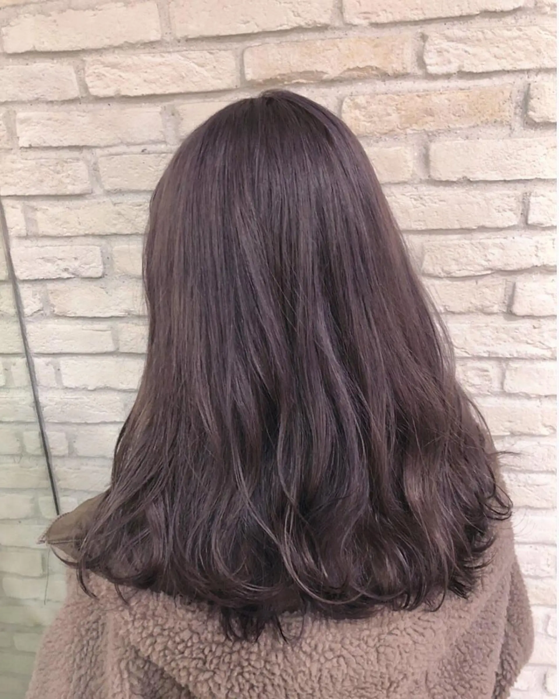 セミロング カラー ベージュカラー ラベンダーカラー ラベンダーベージュ HAUS 片山みほのヘアスタイル
