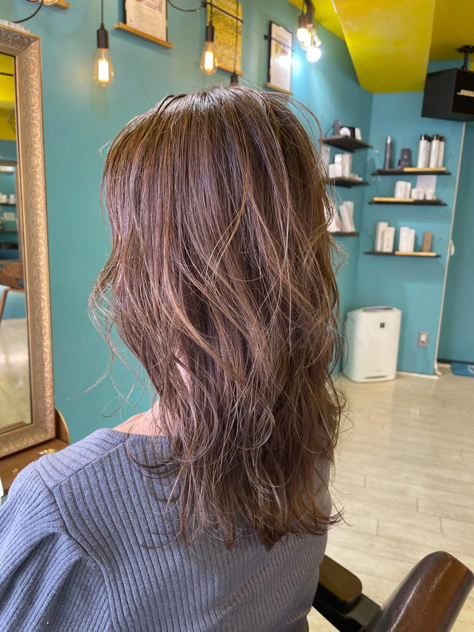 ロング カラー アッシュ ハイライトカラー ハイライト ヘアカラー 末石 智のヘアスタイル