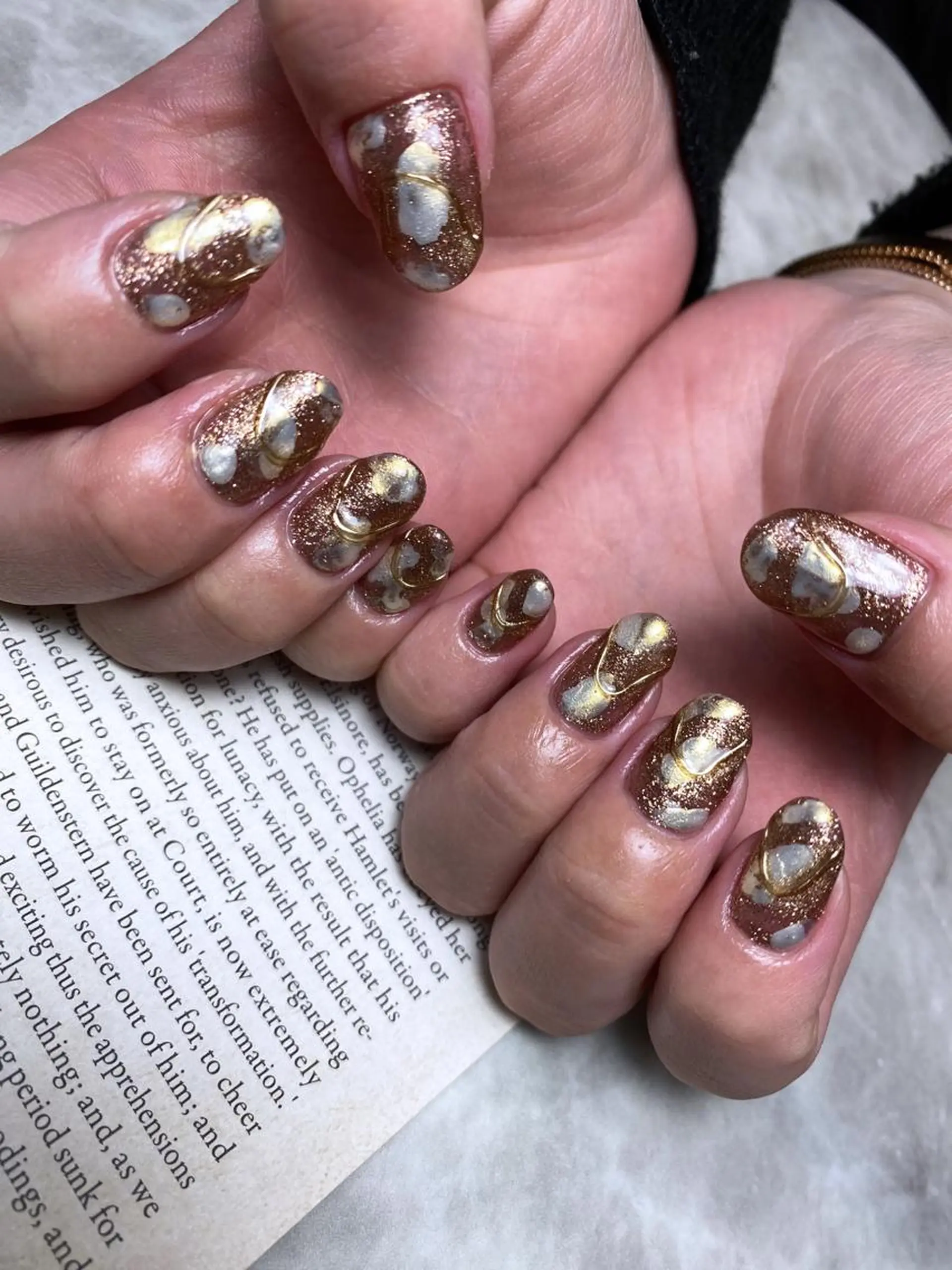 ネイル ラメ(グリッター) ハンドネイル 🌿Charme🌿 MAIのネイルデザイン