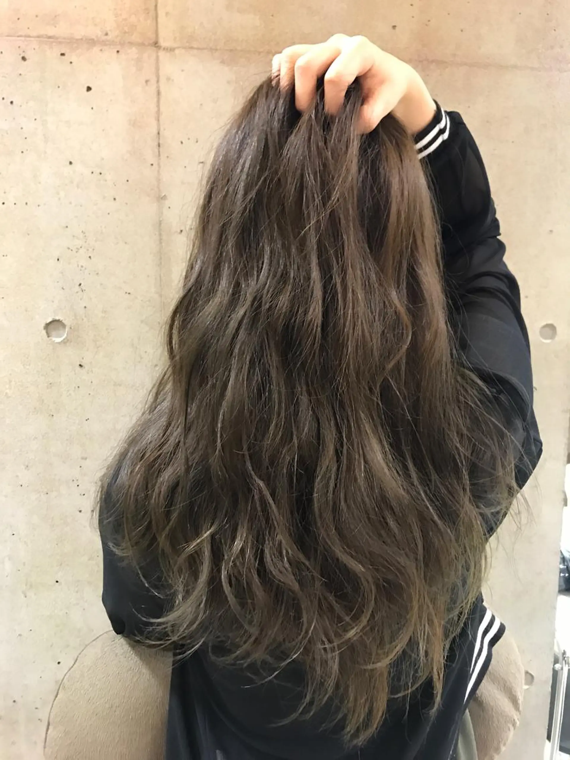 ロング カラー 一ノ瀬 蘭のヘアスタイル