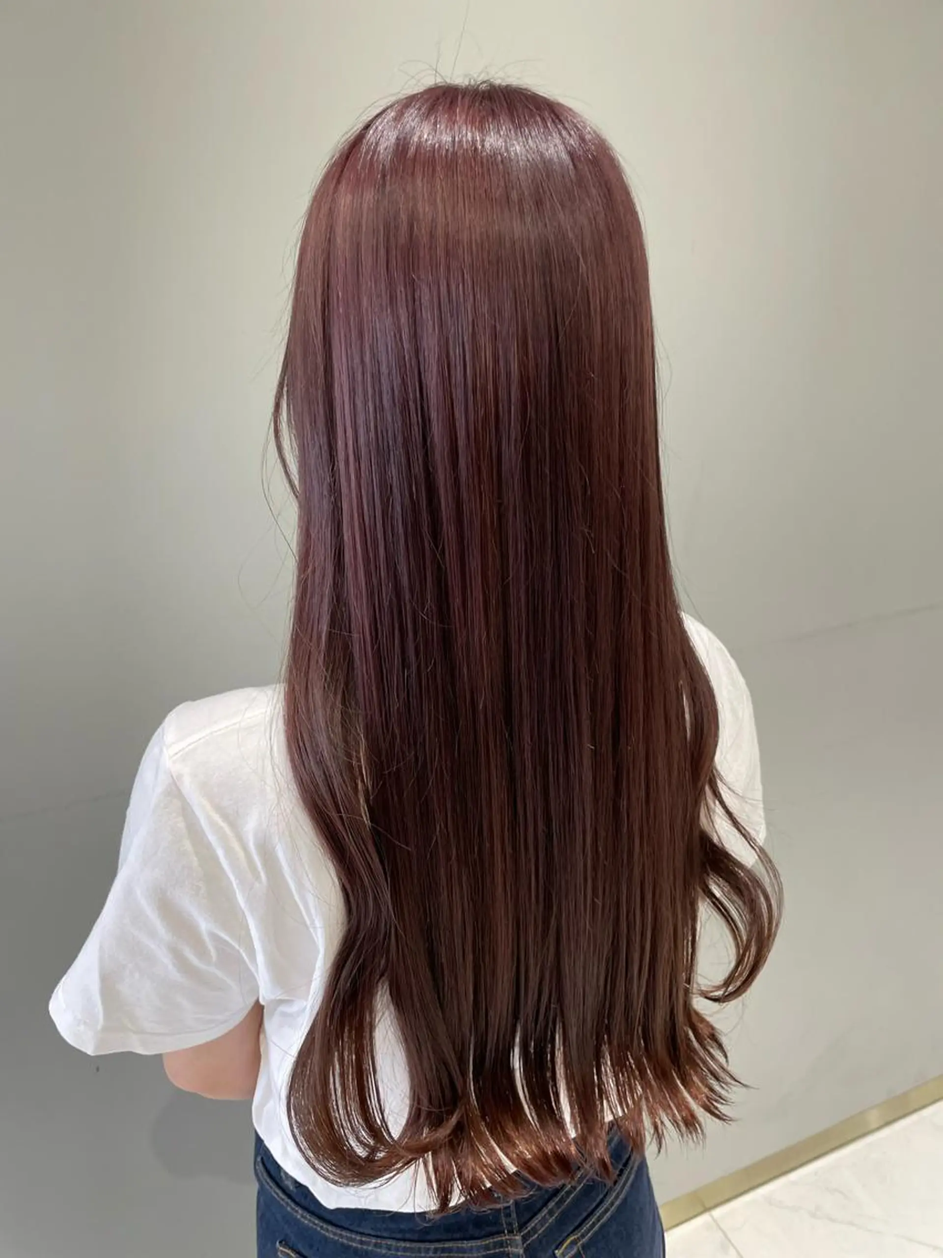 ロング 吉原 愛美のヘアスタイル