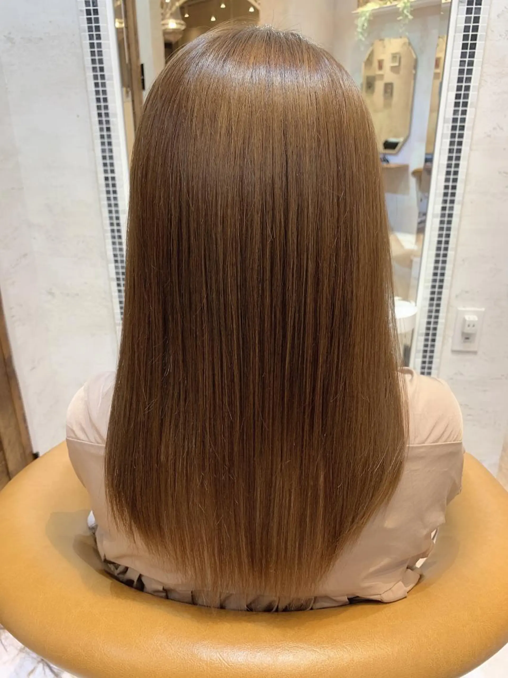 セミロング レイヤーカット/ 顔周り 五島巨幹のヘアスタイル