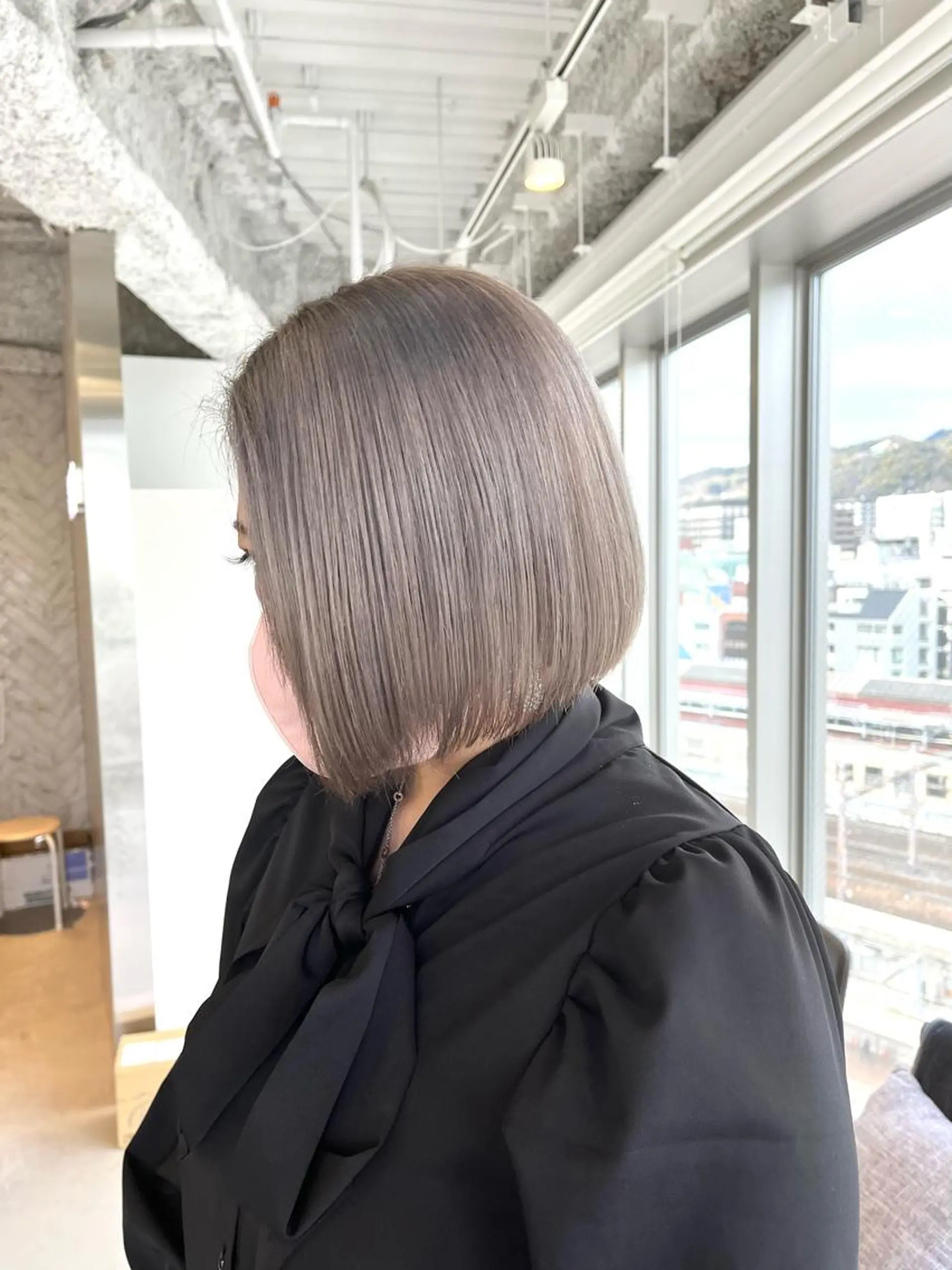 ショート karin🪩海外風 バタフライカットのヘアスタイル