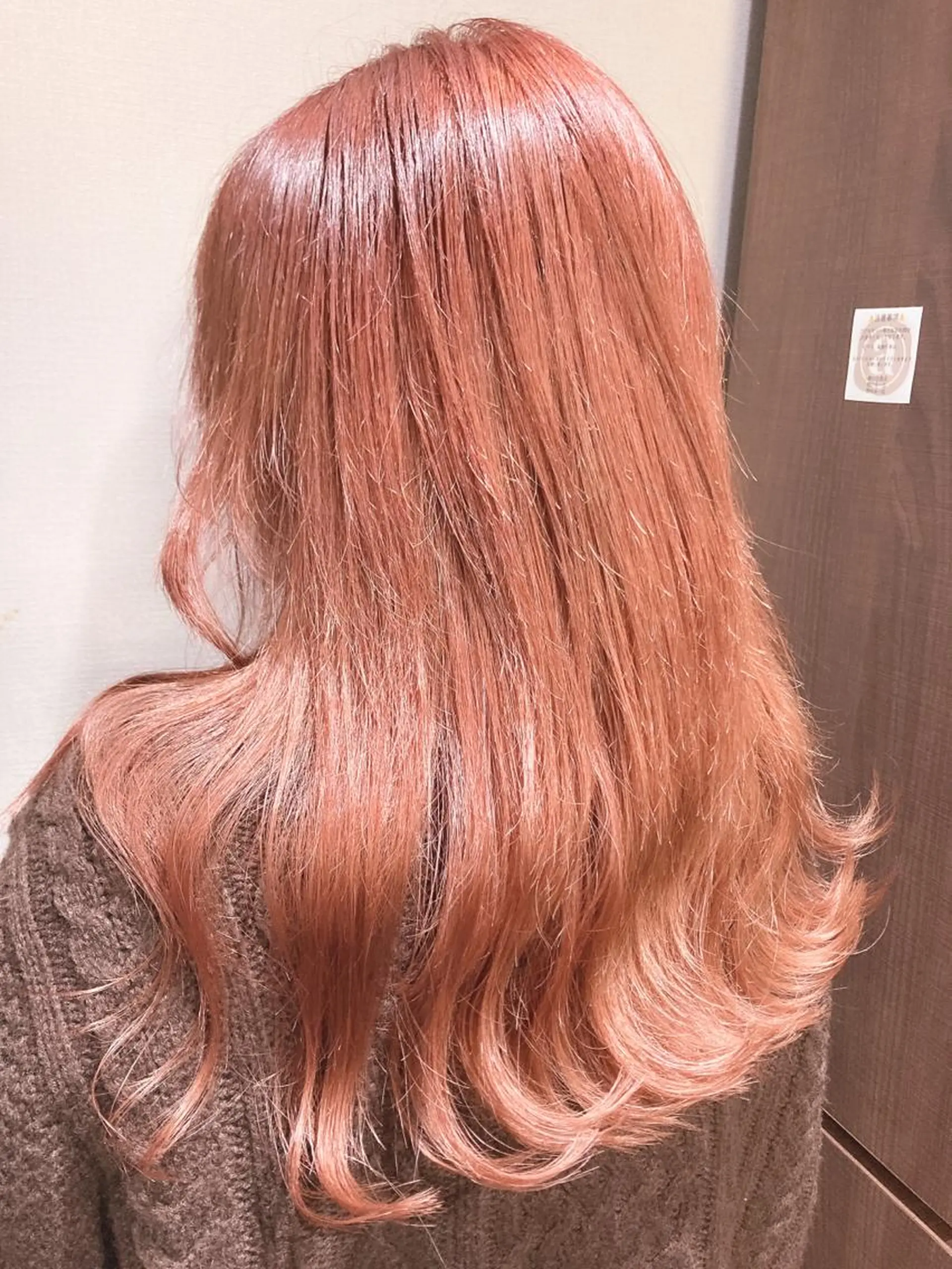 セミロング カラー ✨美髪矯正×髪質改善 🍎カイト🍎渋谷のヘアスタイル