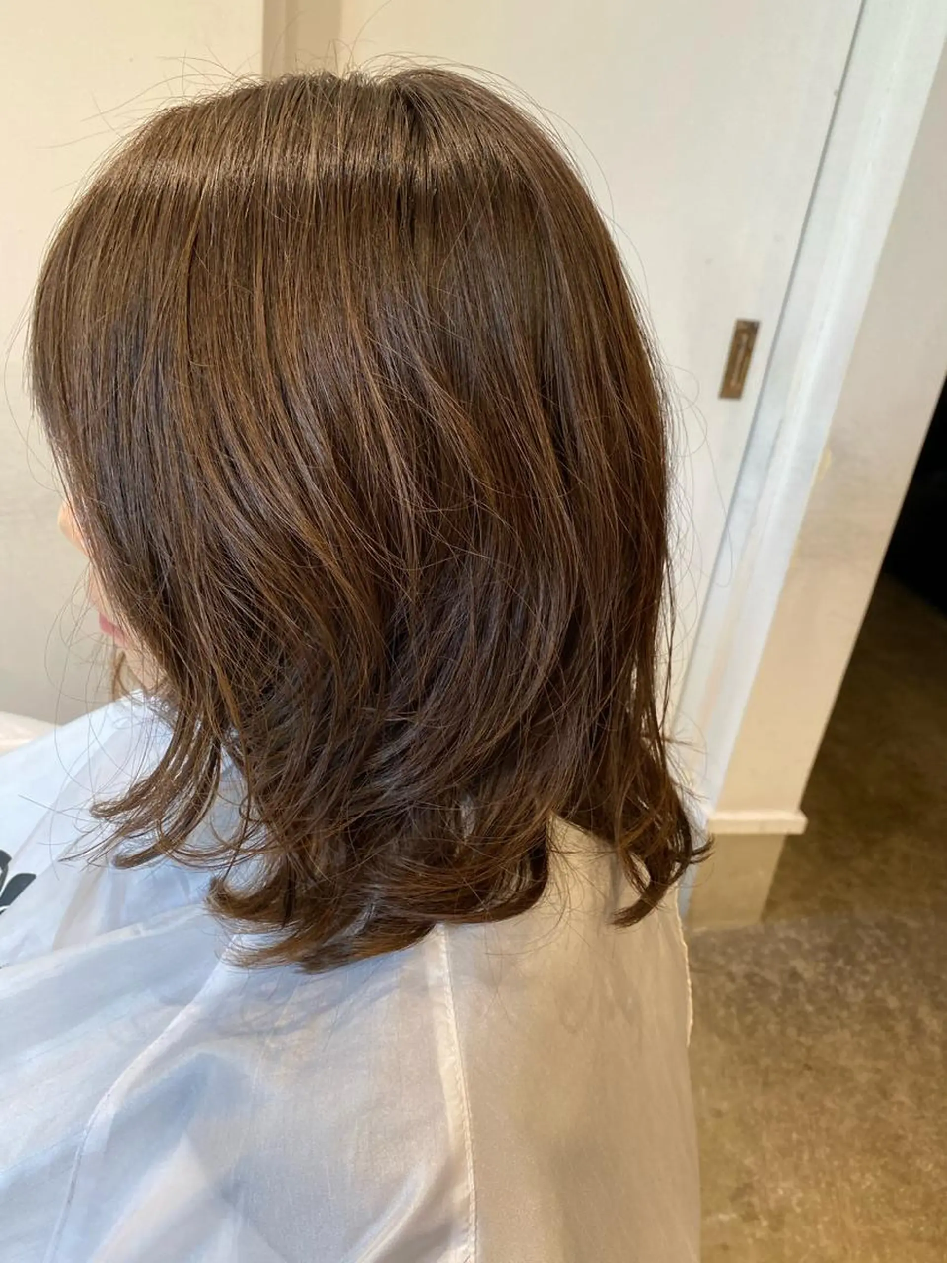 セミロング パーマ セミロングパーマ デジタルパーマ 沖田 舞衣のヘアスタイル