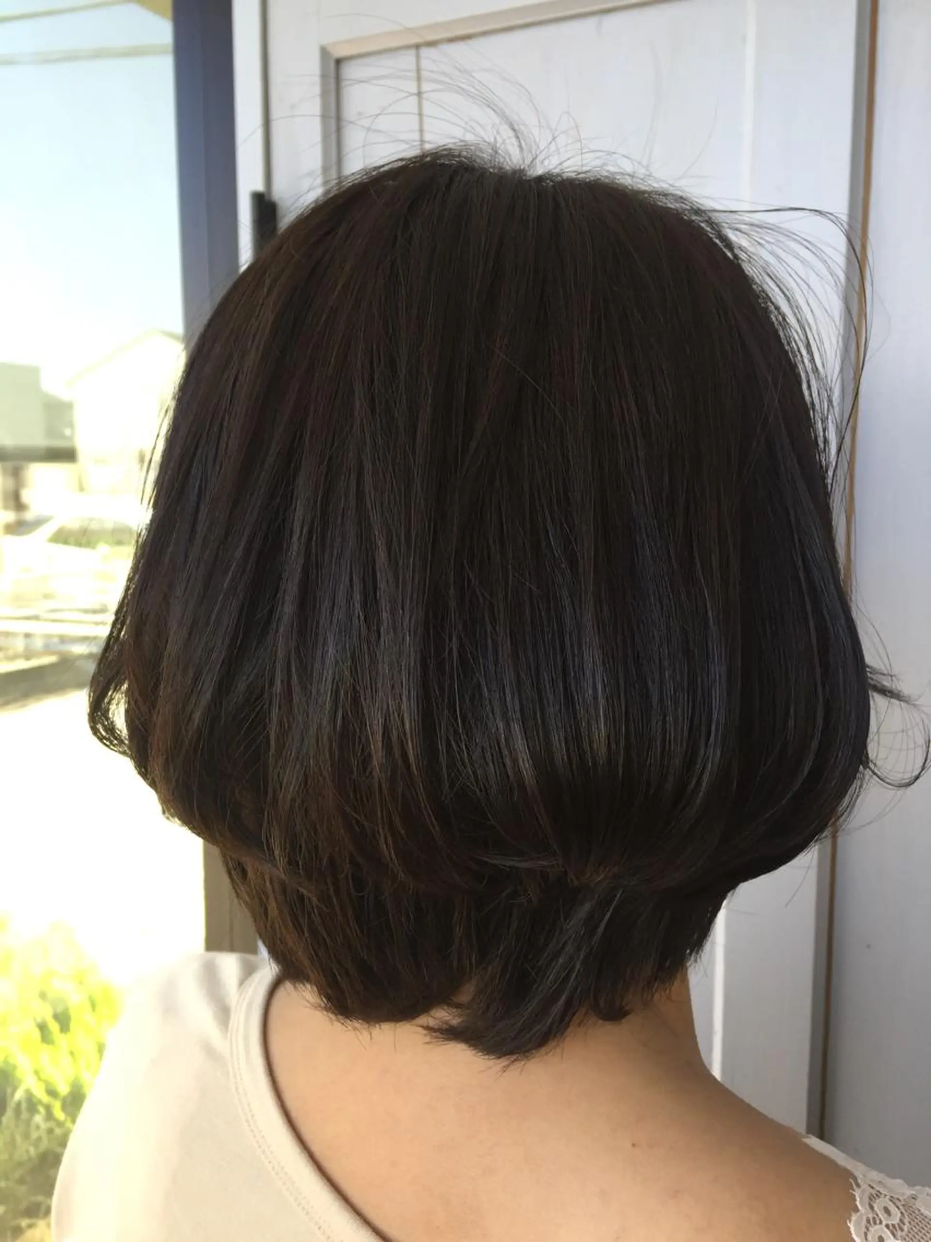 ショート カラー ツキダテ ユイのヘアスタイル