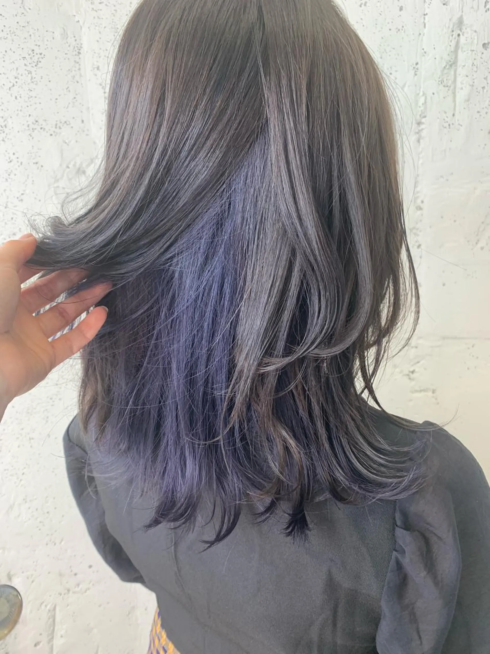セミロング カラー カット ヘアカラー 透明感ハイトーン🦄 キラ🌈のヘアスタイル