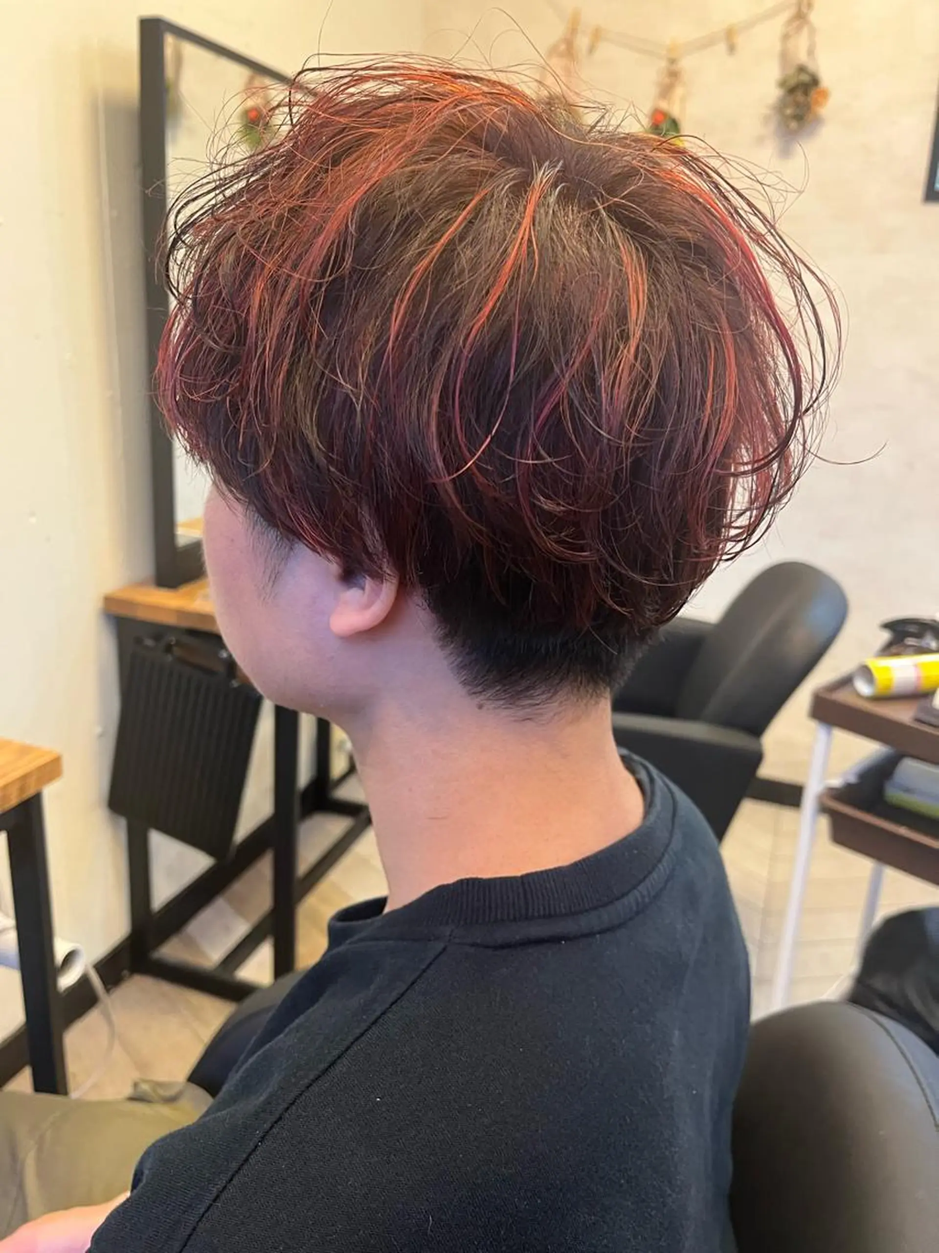 ショート カラー ハイライトカラー ハイライト 和田 真弥のヘアスタイル