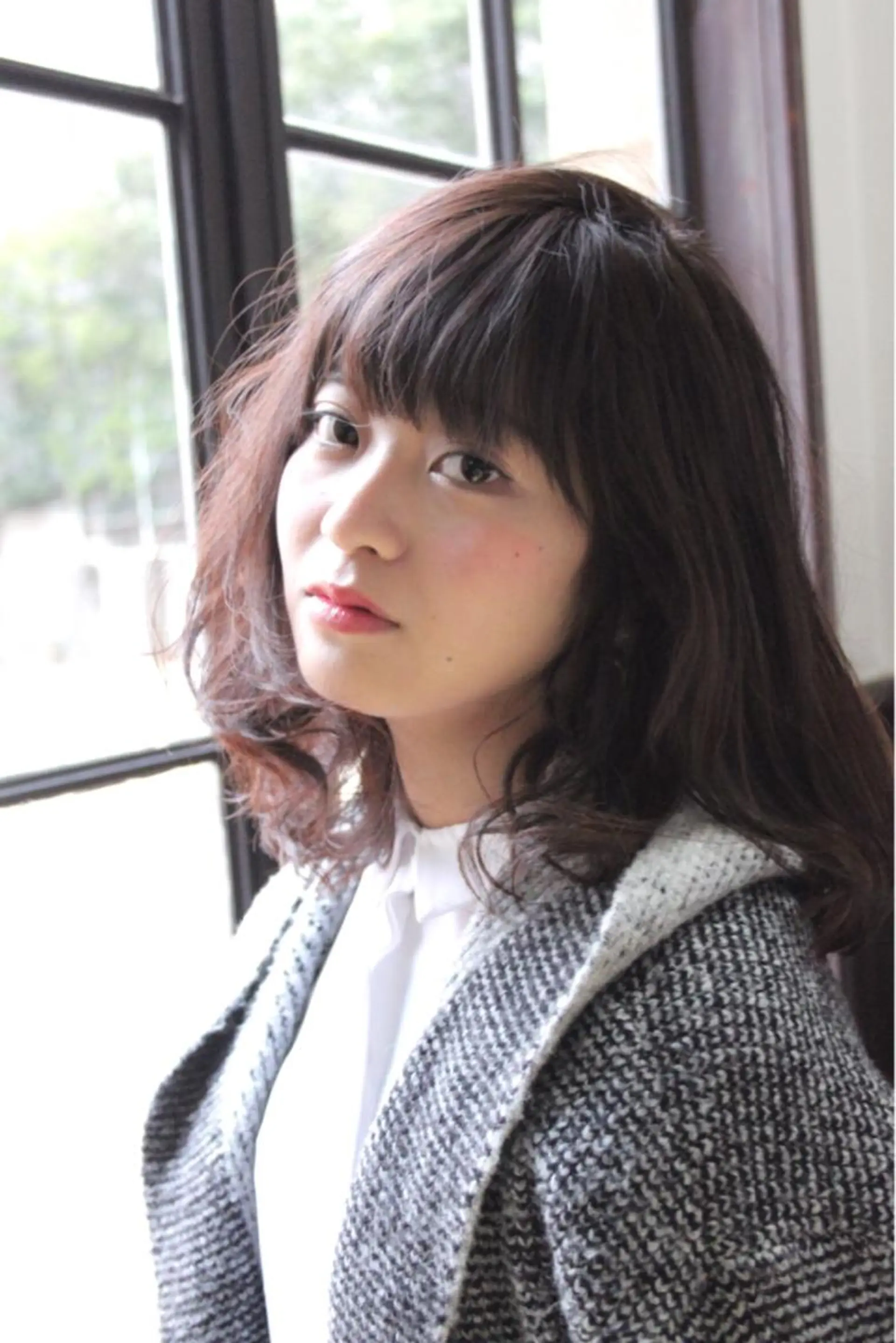 ミディアム H (エイチ) 烏丸御池店のヘアスタイル