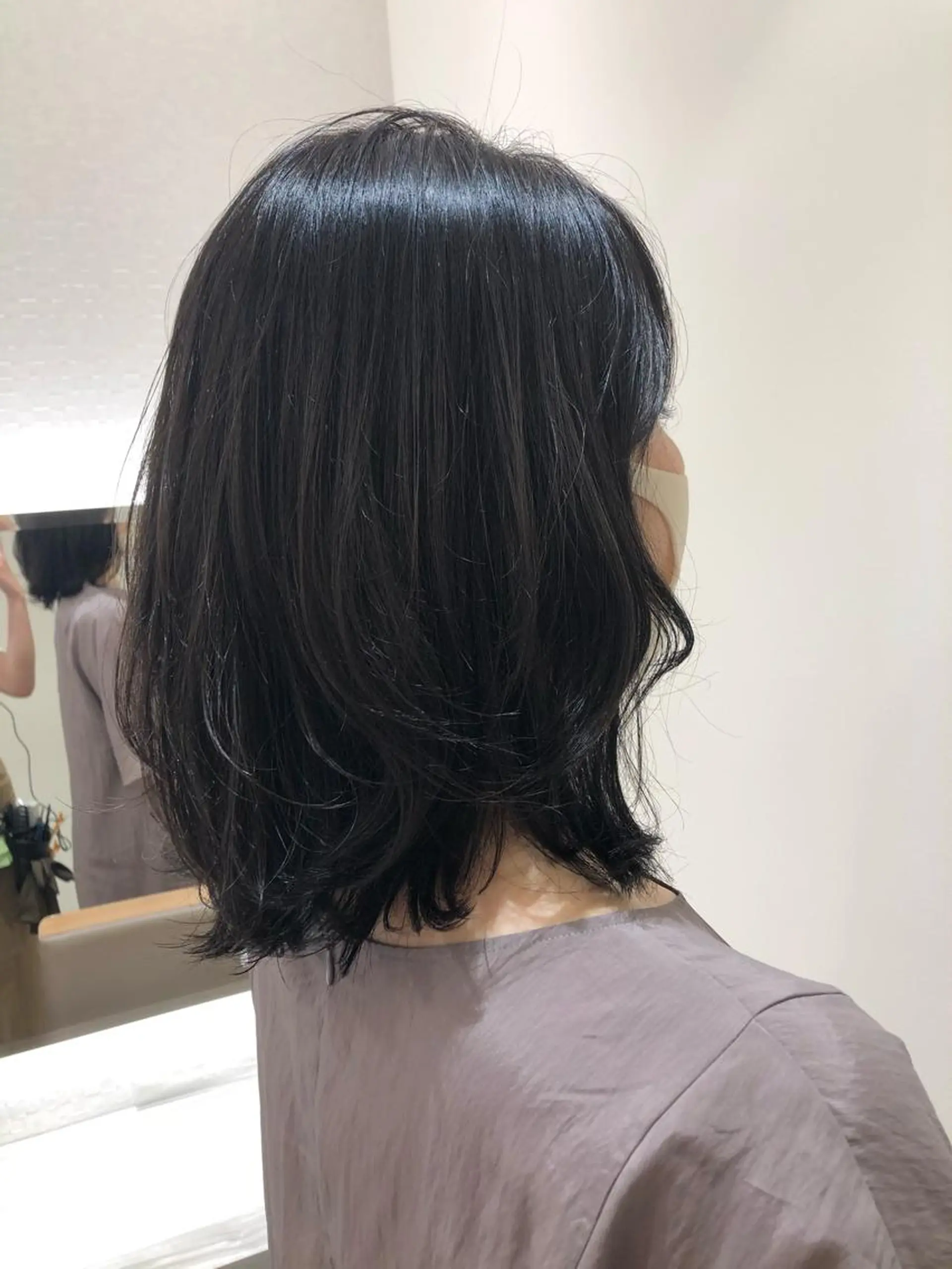 ミディアム カラー レイヤーカット/ ハイライト　千咲季のヘアスタイル